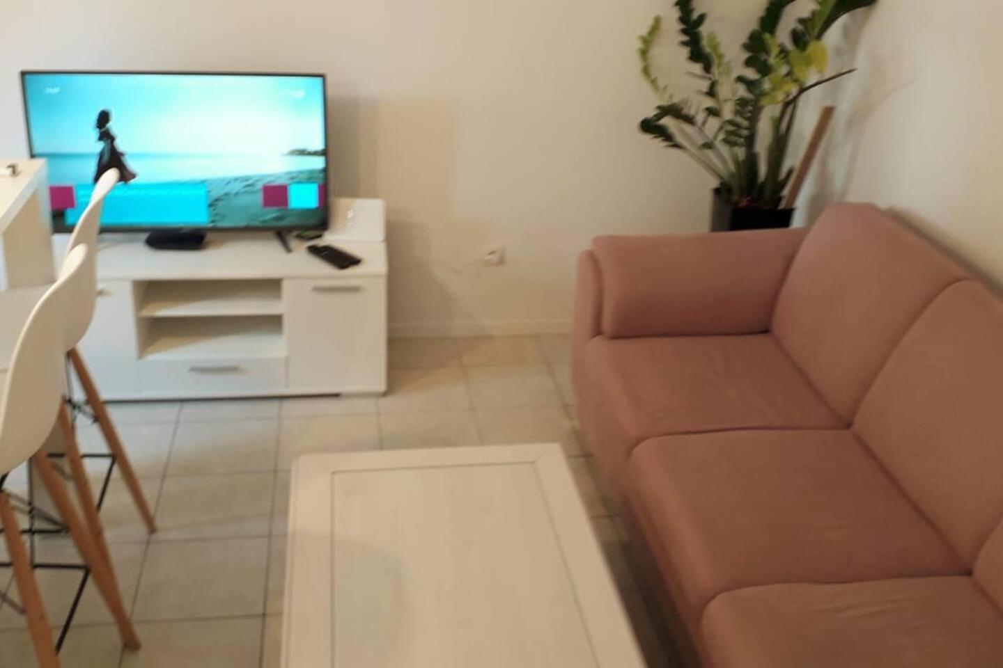 Apartments near beach Trstenik with secure parking view 4