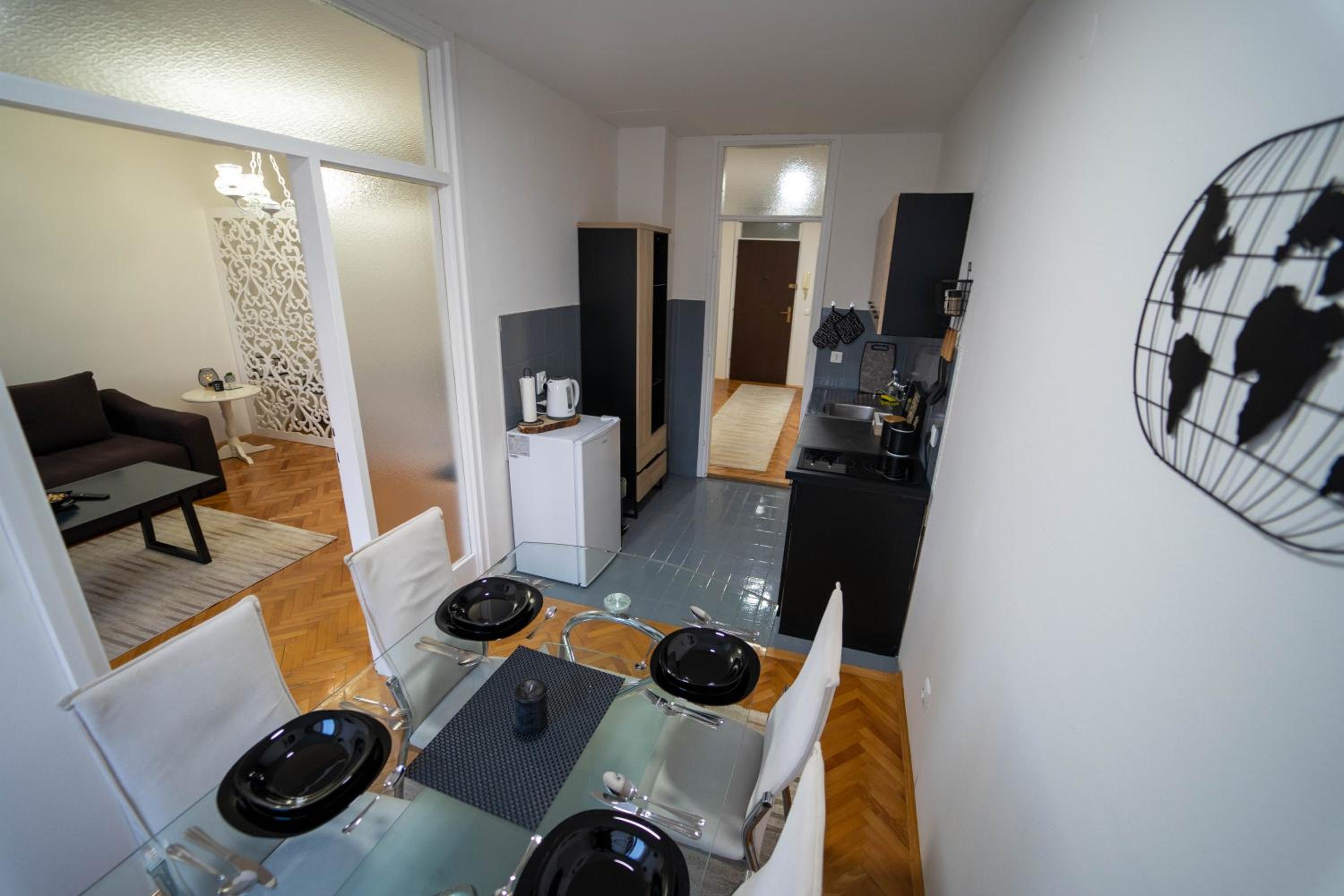 Park Apartment