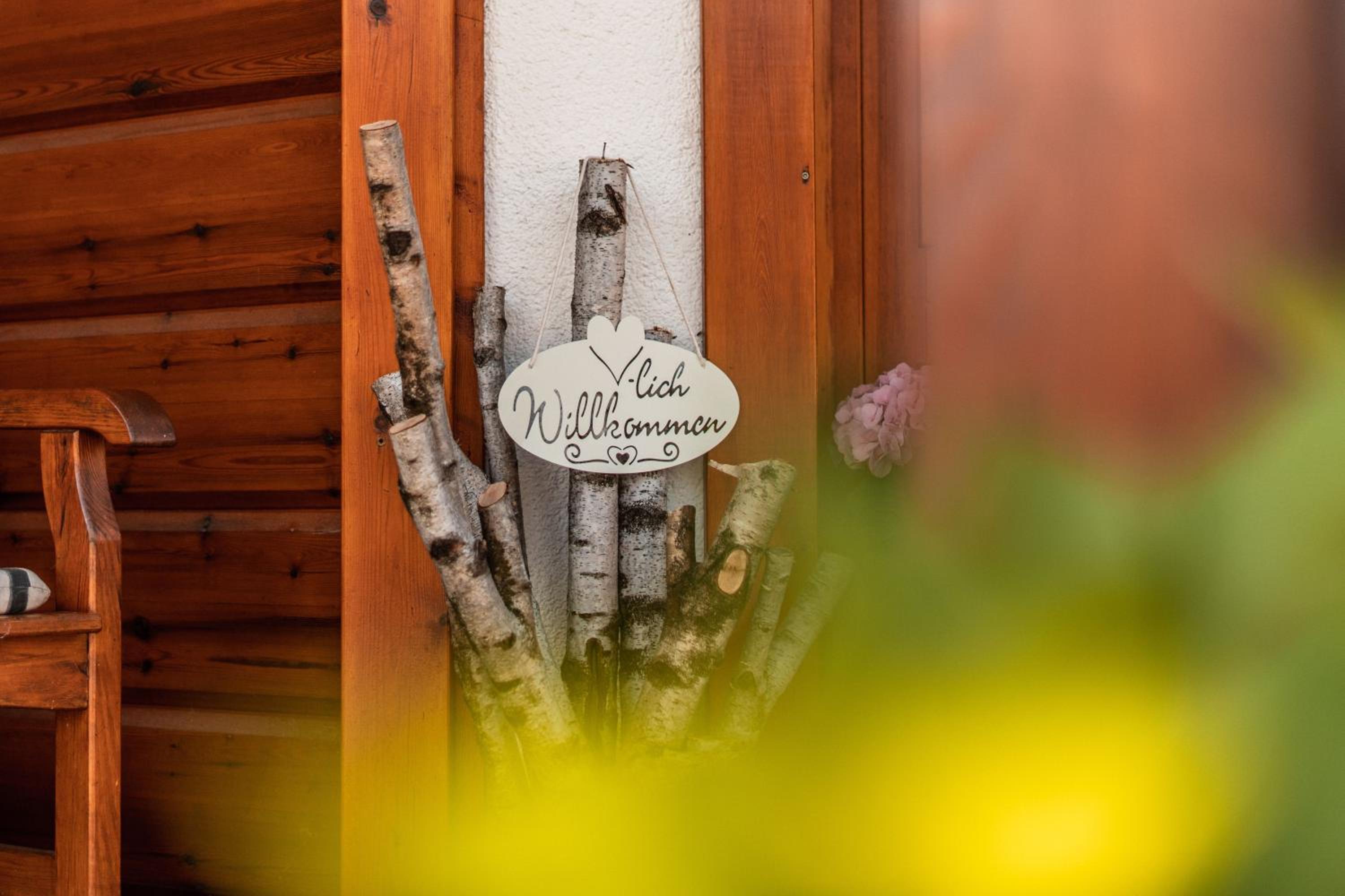 Steewer Landhaus gemütliche Ferienwohnung bis 6 Pers in ruhiger Ortsrandlage