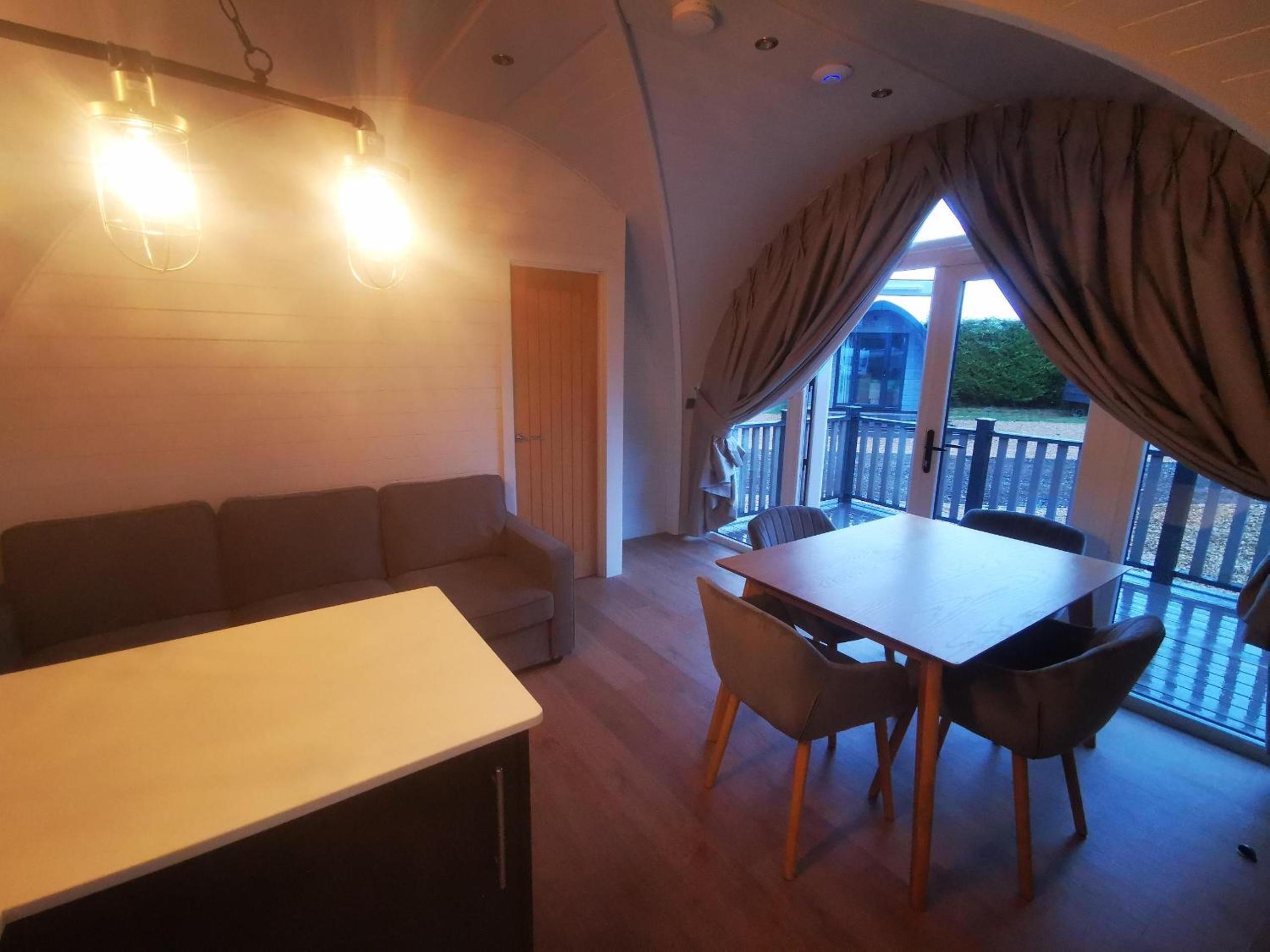 Kings Lynn Vacations - King's Lynn Caravan  Camping Park - Property Image 90