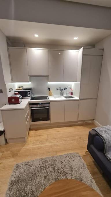 1 bedroom Apartment Prime Location London