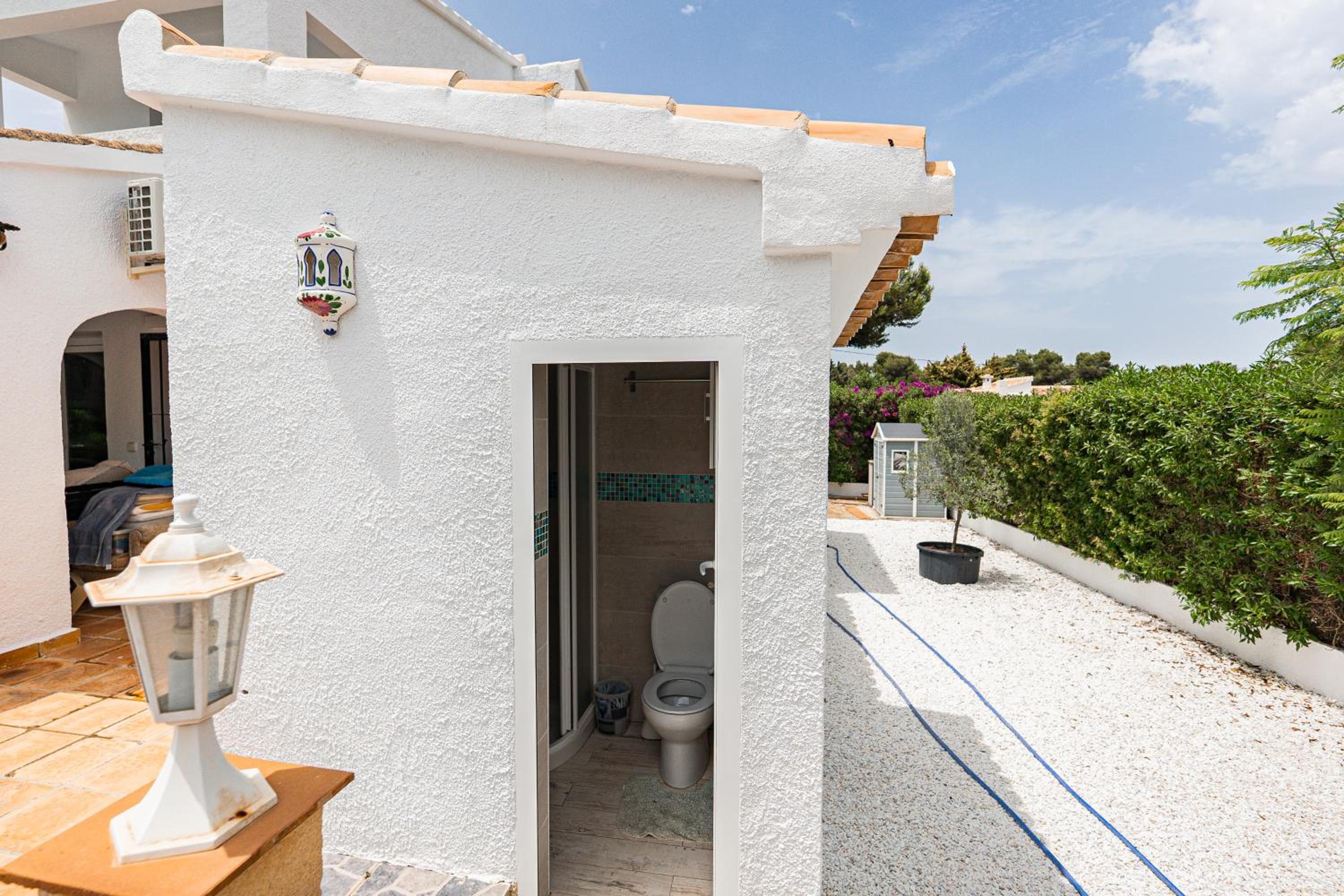 Casa María Top Floor Studio Apartment with Swimming Pool