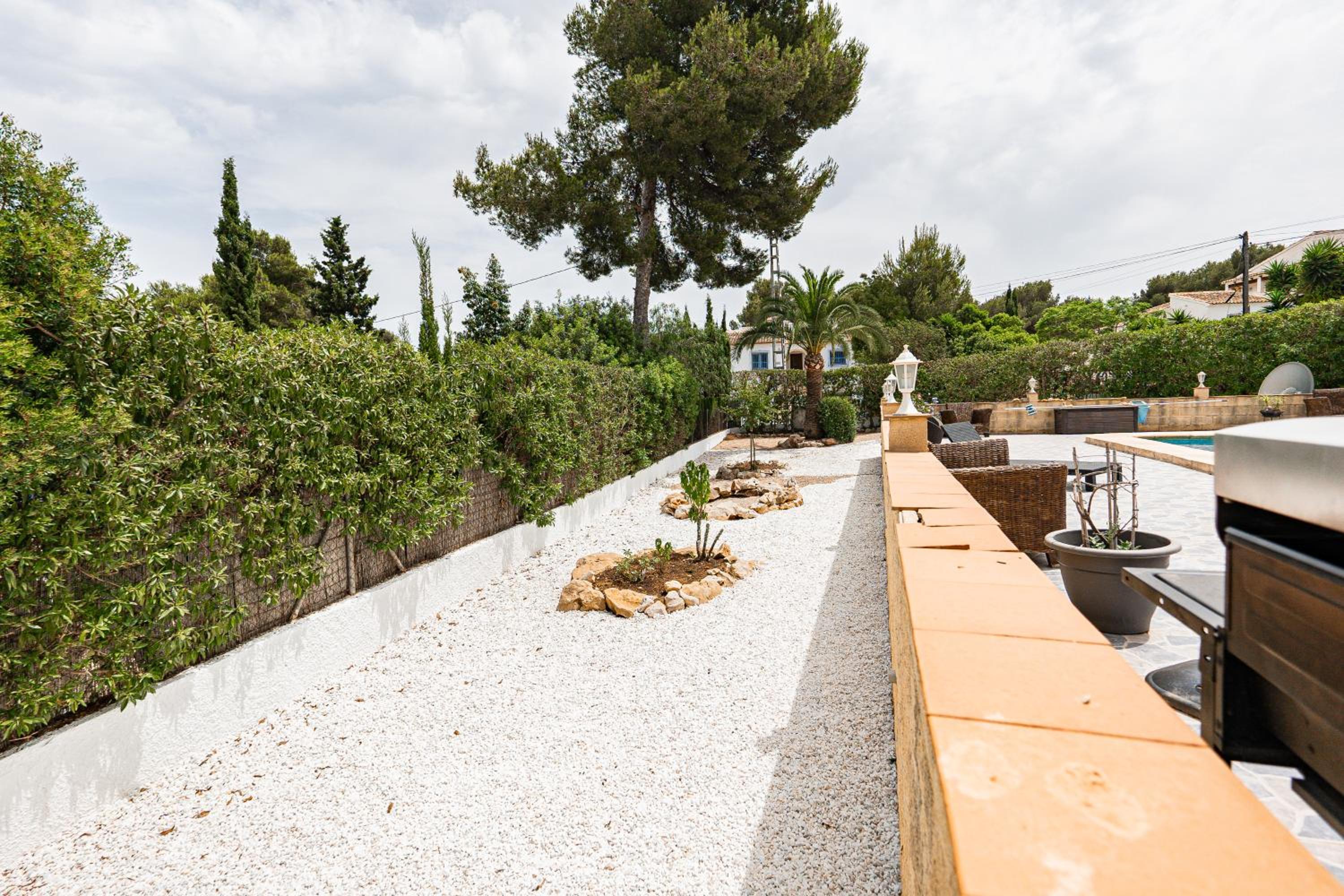 Casa María Top Floor Studio Apartment with Swimming Pool