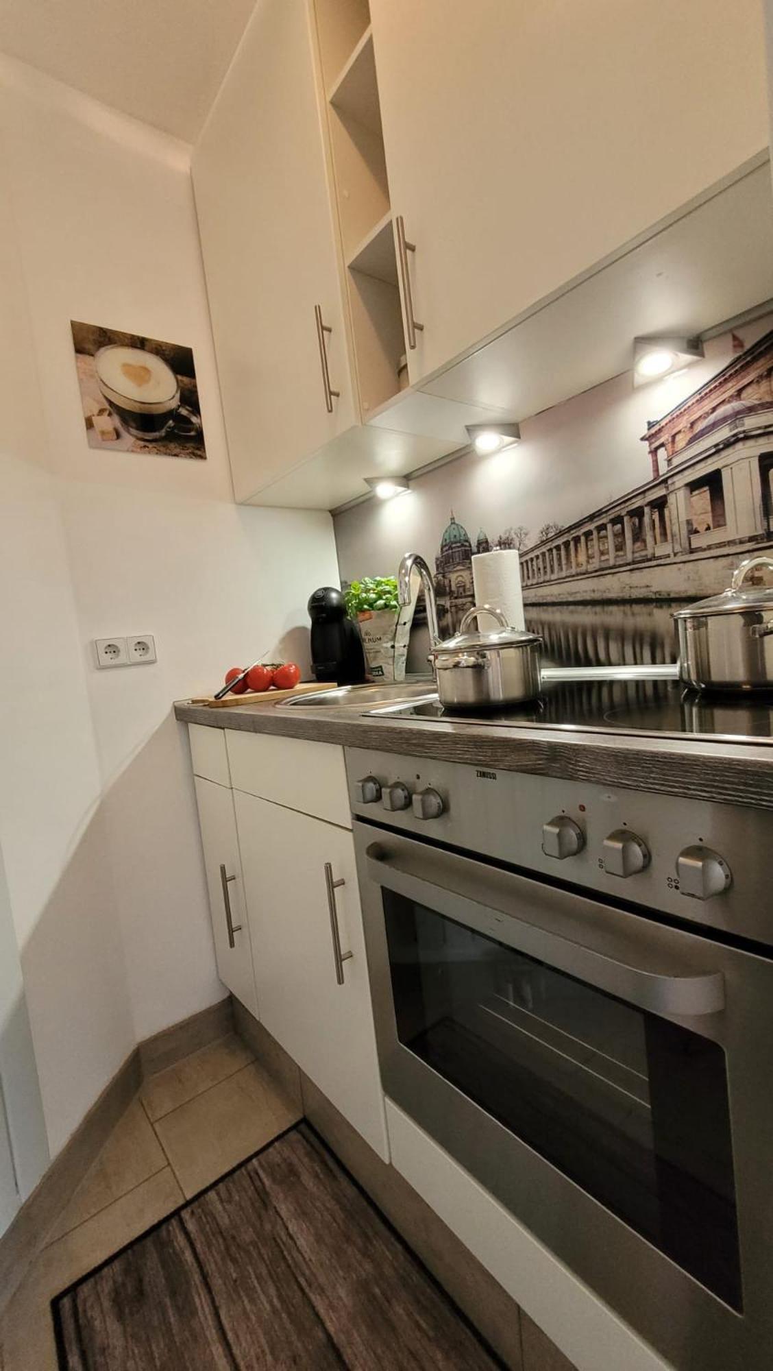 Berlin-Oase - schnuckelige Ferienwohnung an der Grenze zu Berlin