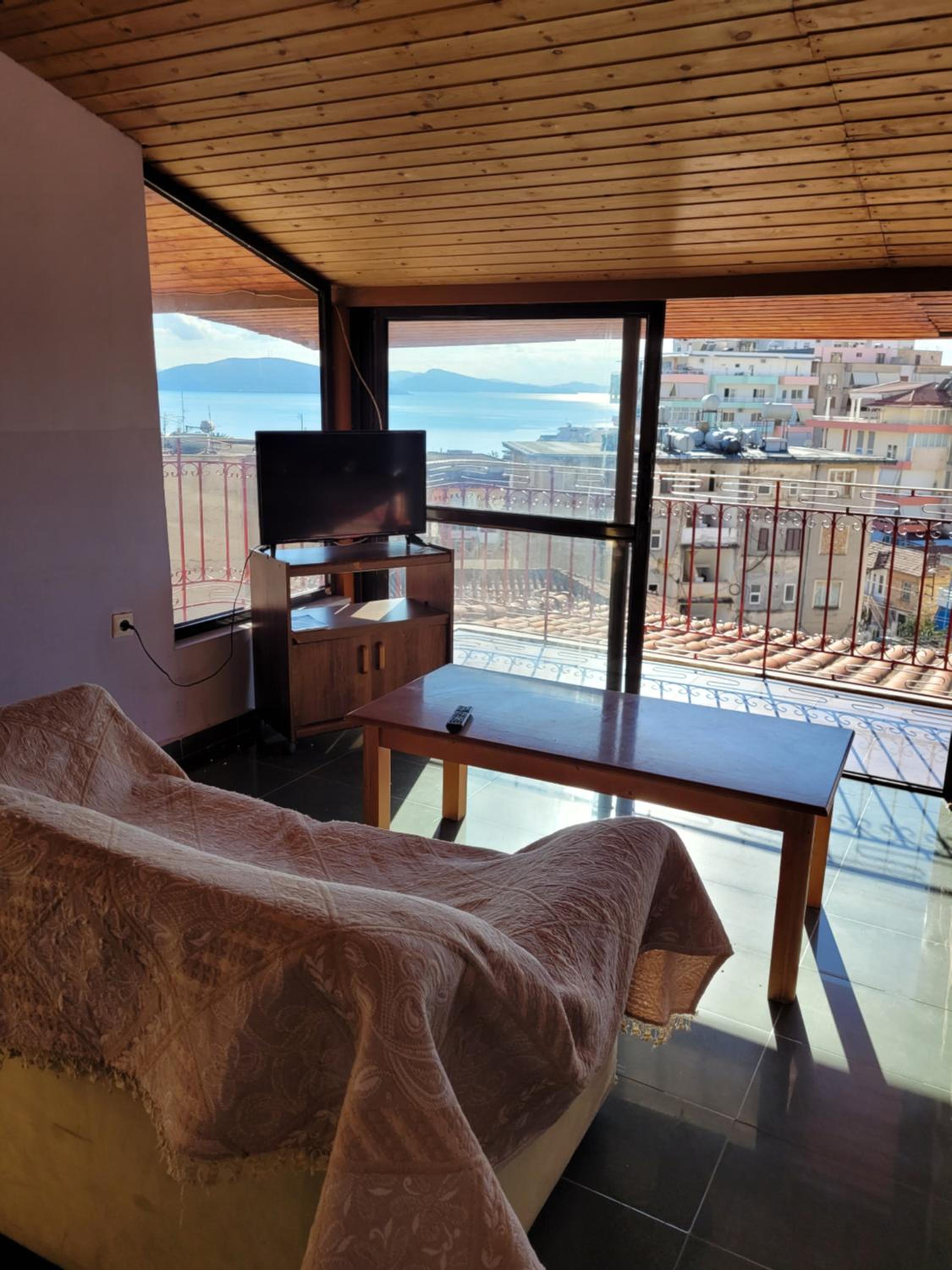 Apartamente plazhi