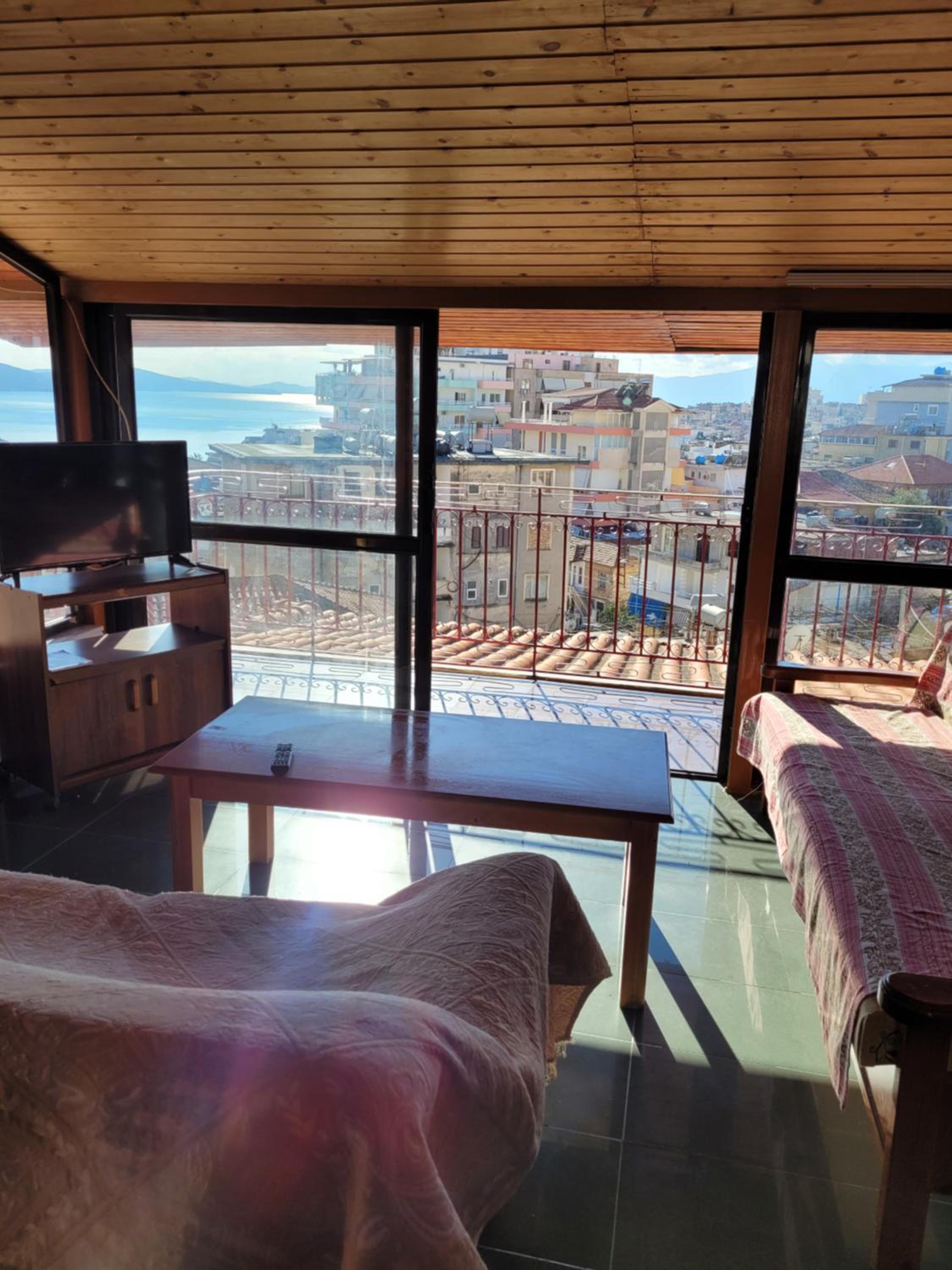 Apartamente plazhi