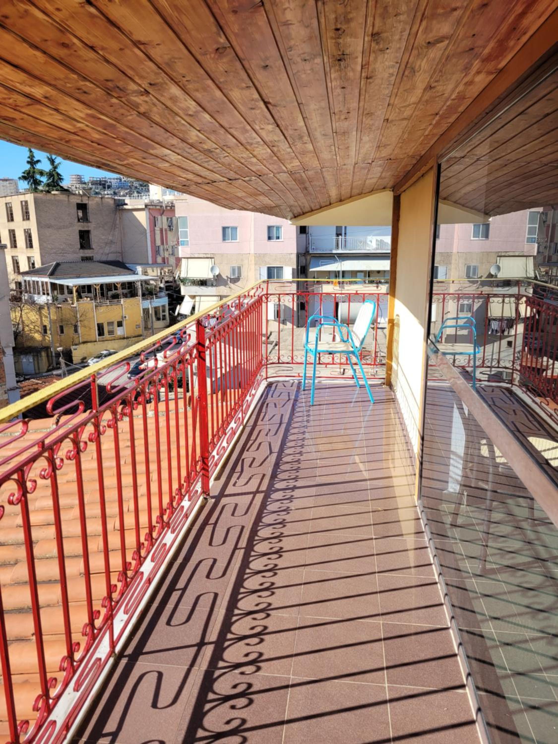 Apartamente plazhi