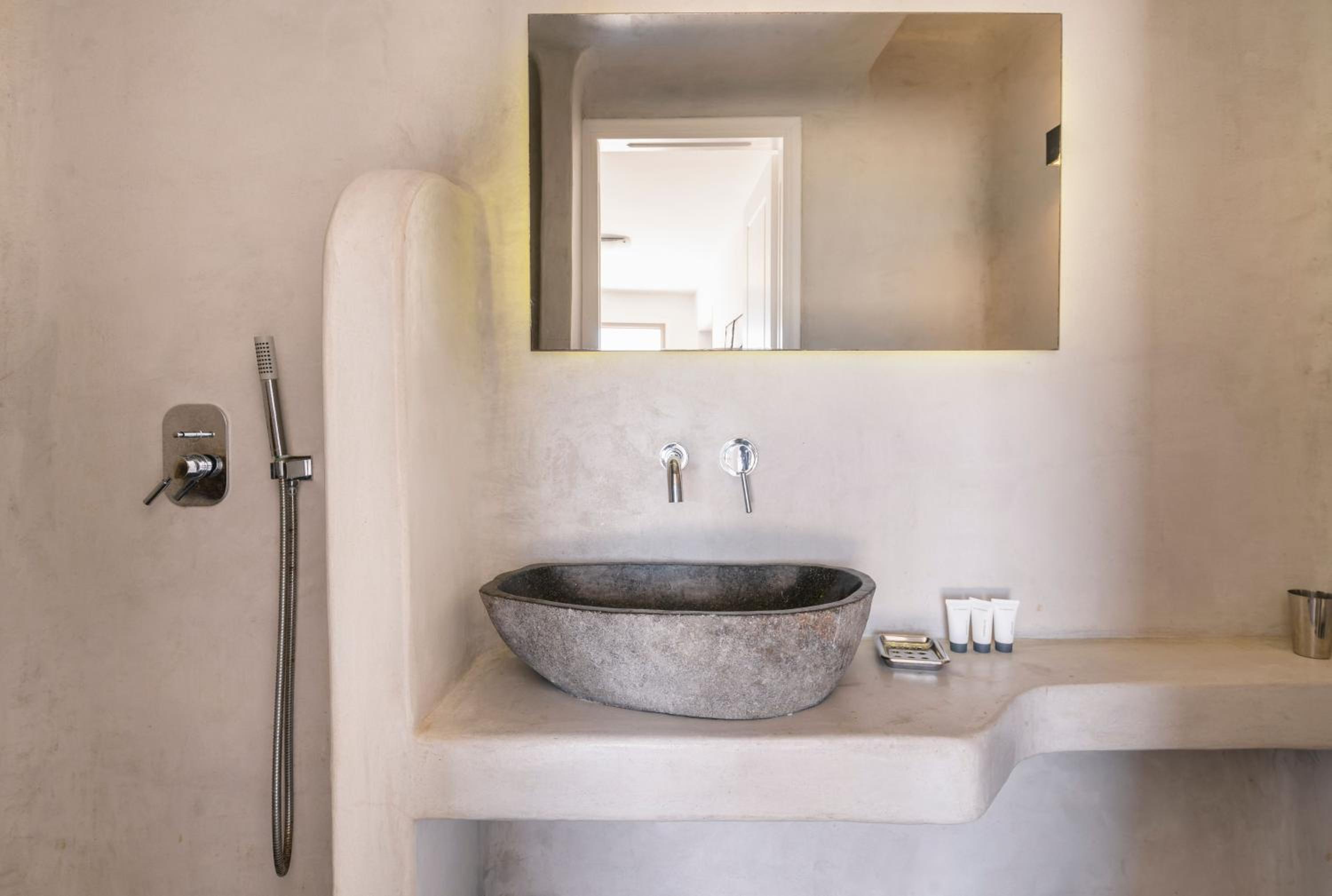 Villa Zen - Hot Tub - MG Villas Mykonos view 3