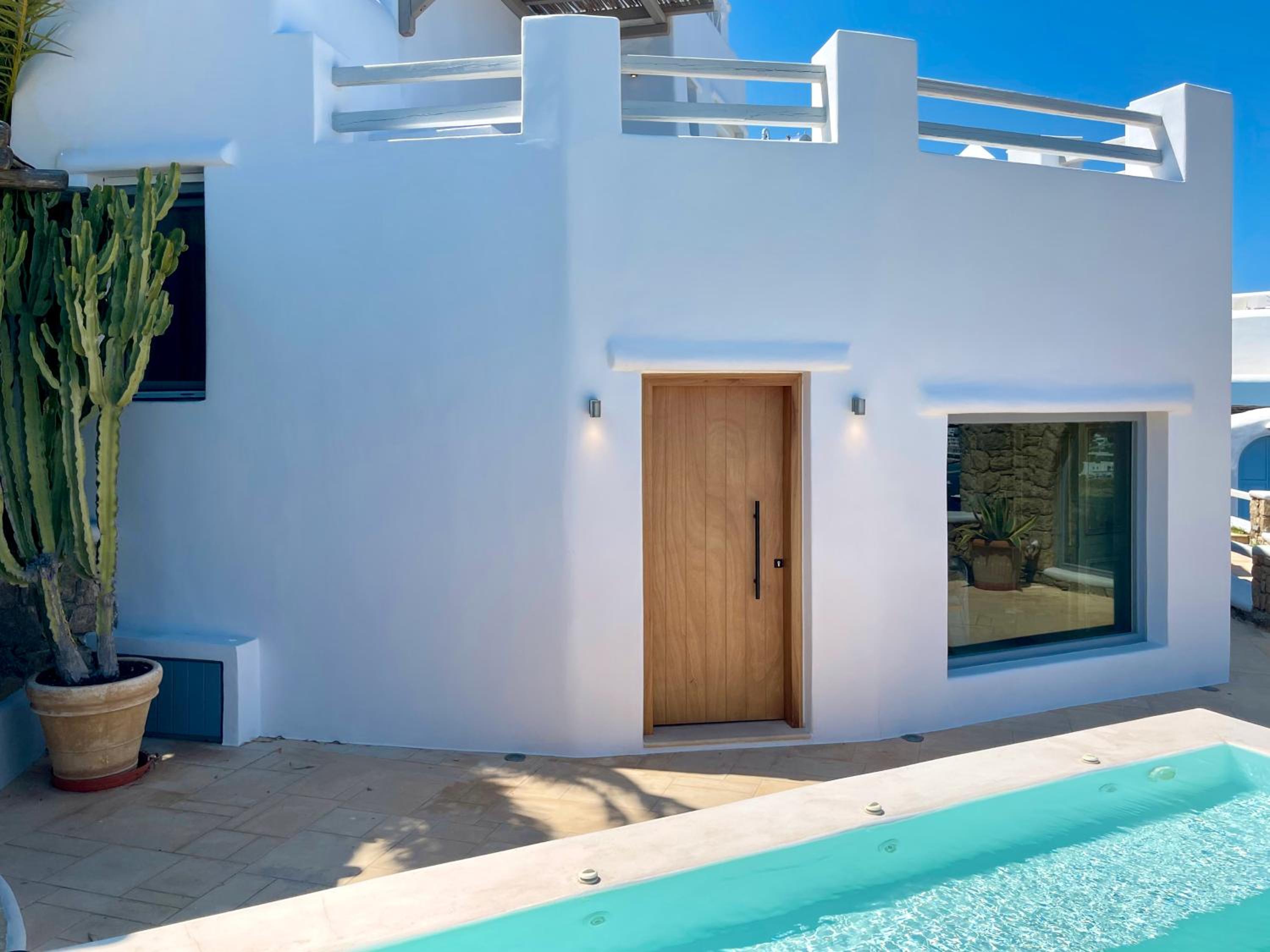 Villa Zen - Hot Tub - MG Villas Mykonos view 4