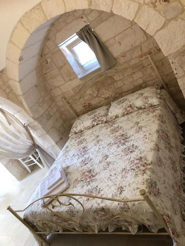 TRULLI LE 2 NICCHIE view 5