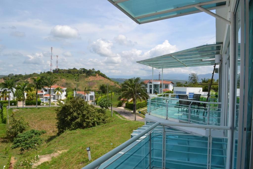 Casa campestre condominio la estancia, en Melgar piscina privada