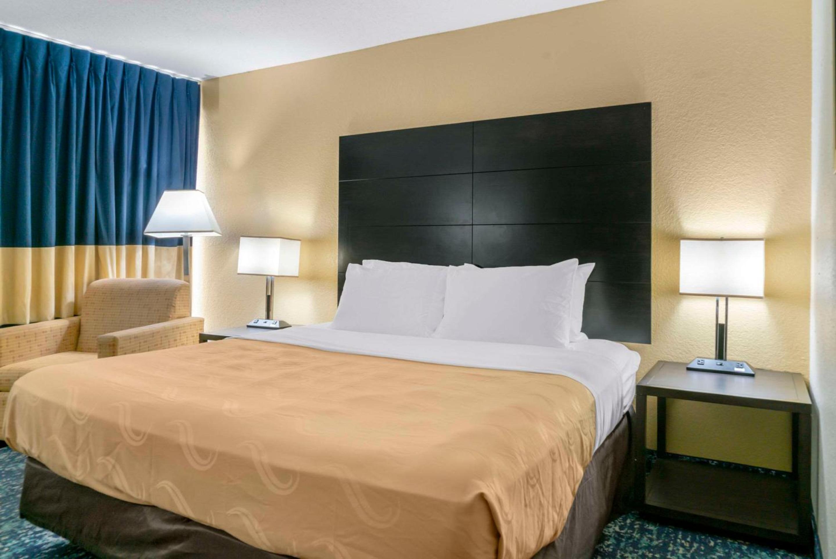 Quality Inn & Suites Banquet Center, Billede 7