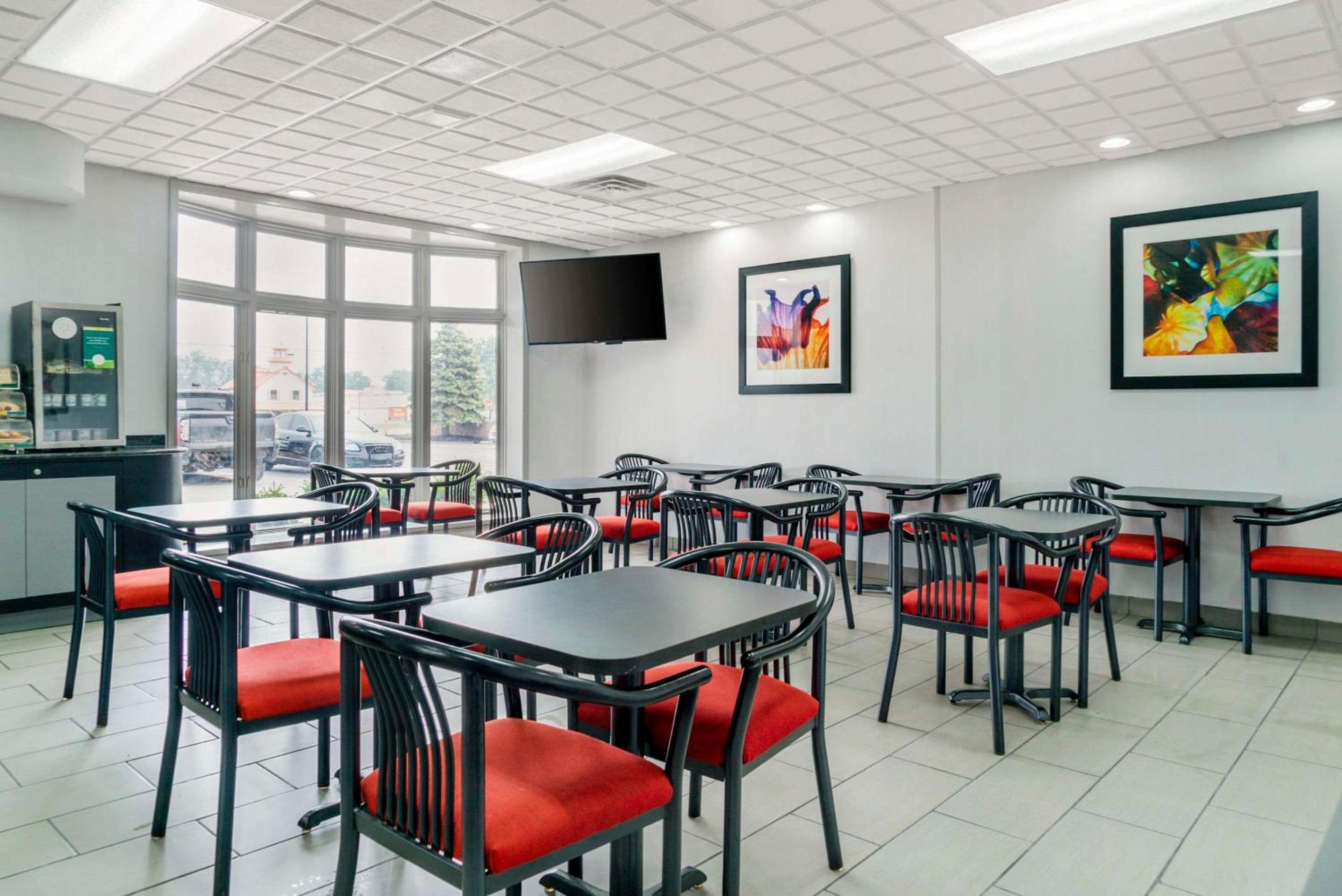 Quality Inn & Suites Banquet Center, Billede 20