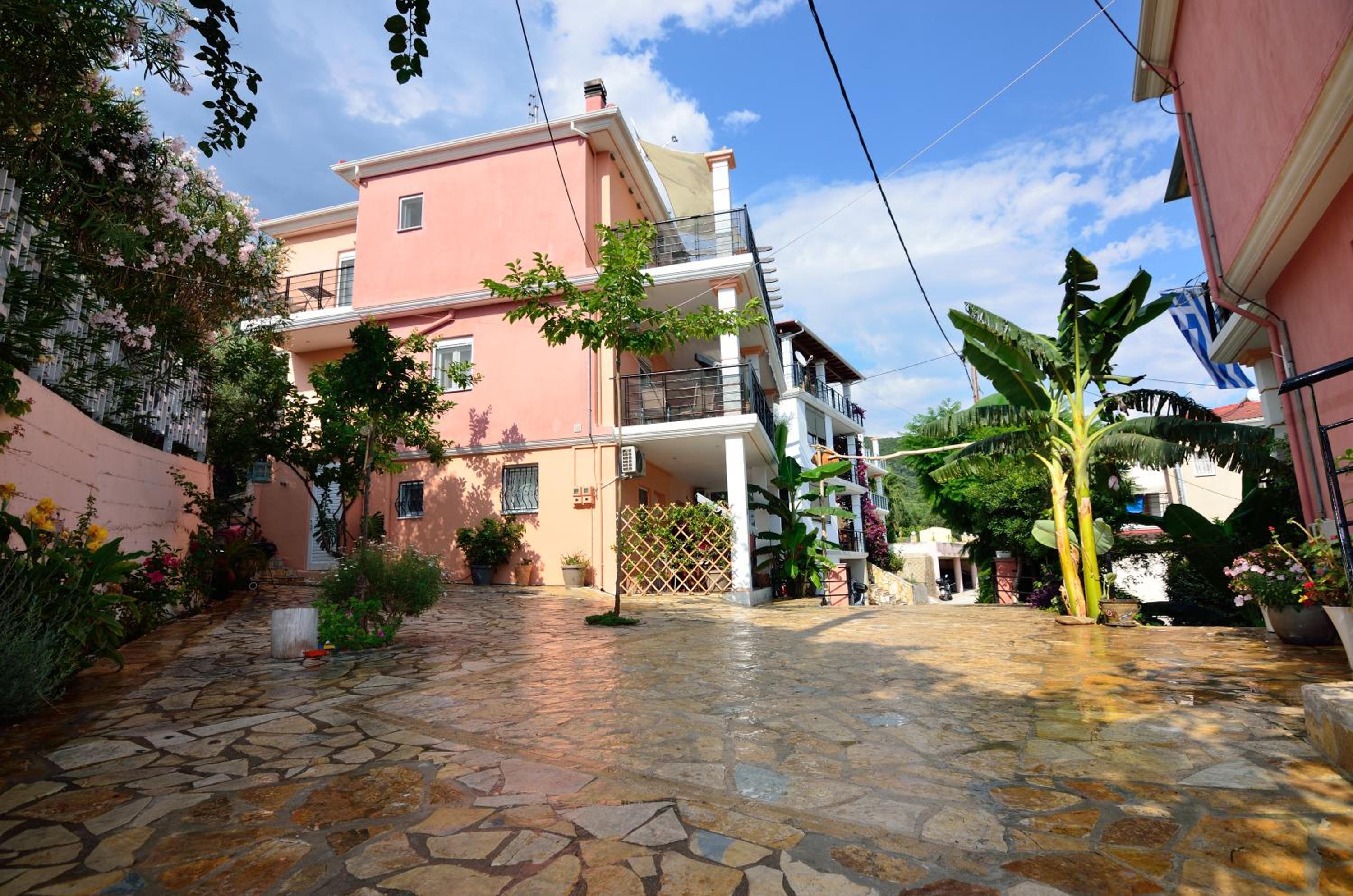 Villa Ektoras by EY Villas