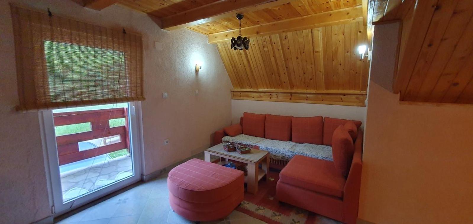 Guest house Crvenkapa view 3