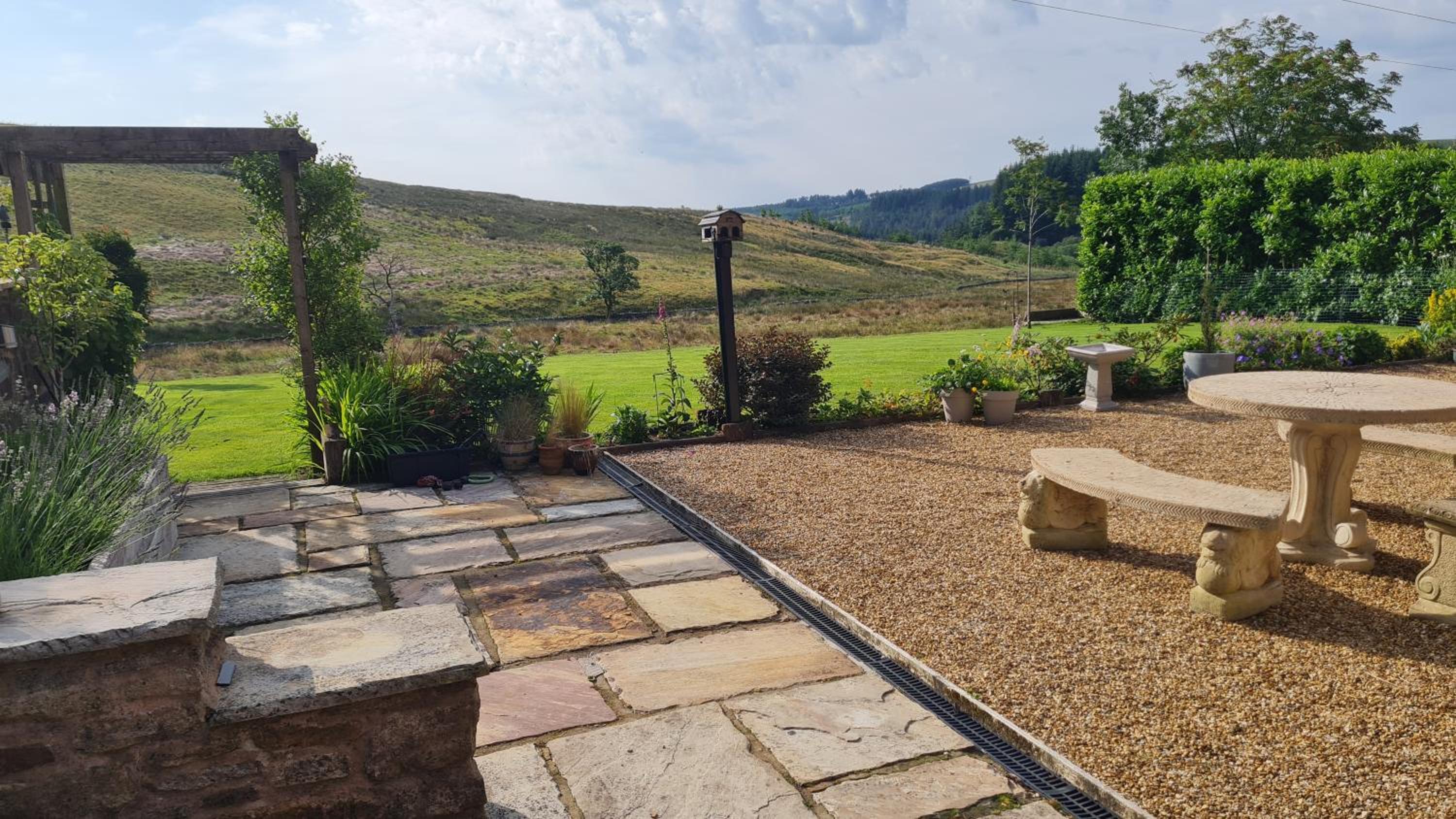Cadshaw Country Views