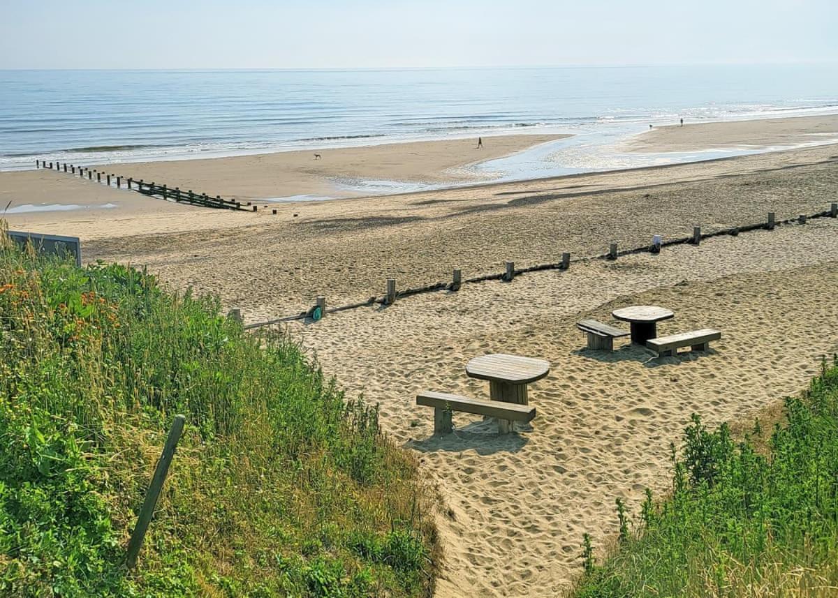 Castaways Beach Resort