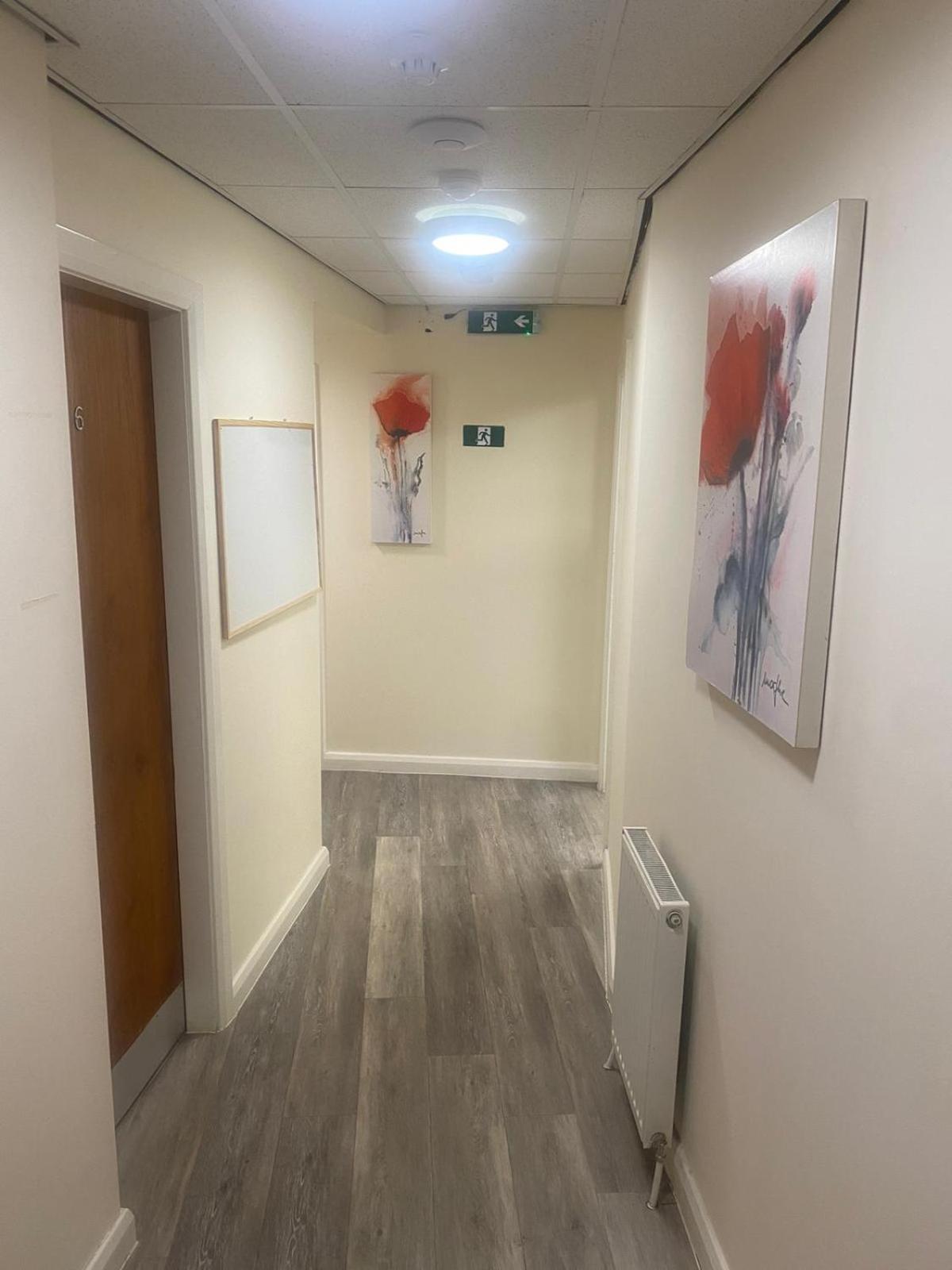 SEV Studio Apartment, Castleford