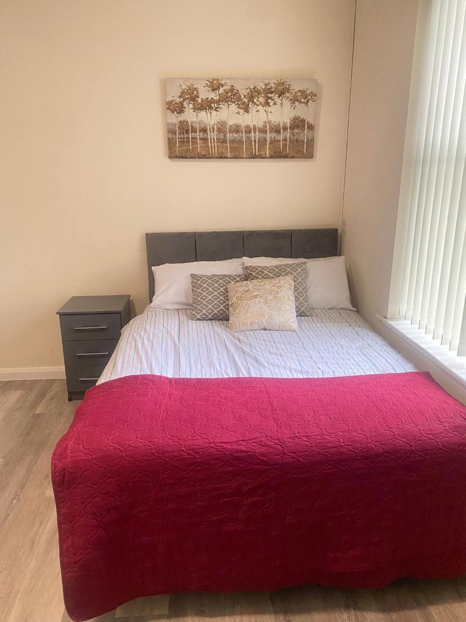SEV Studio Apartment, Castleford