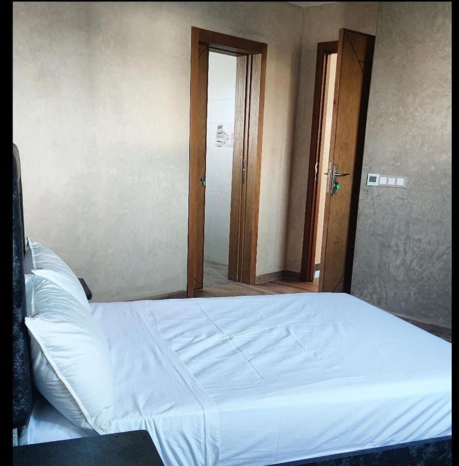 Villa Ibn Batouta piscine 8x3 sans vis a vis view 4