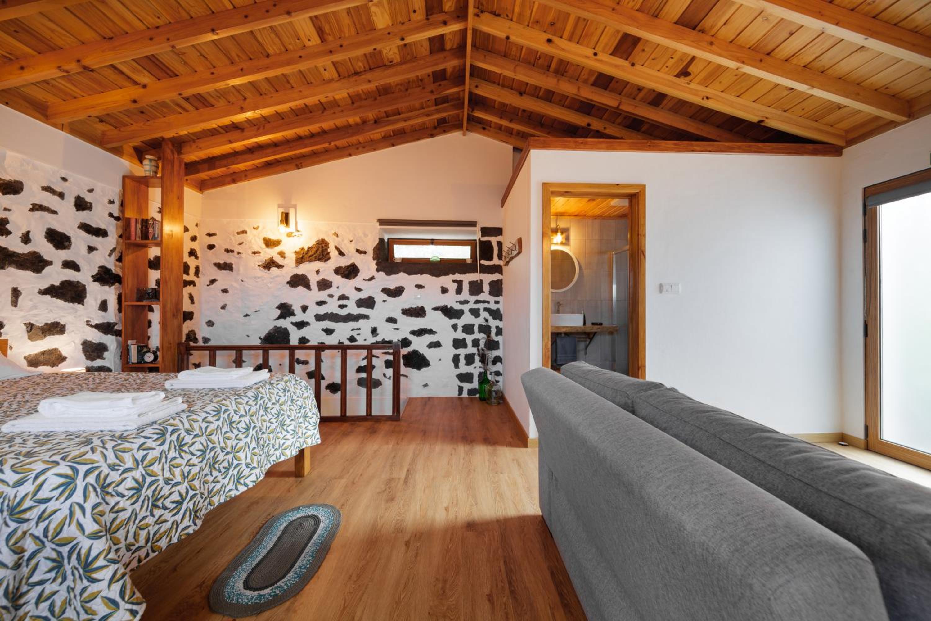 Casas da Pedreira view 5