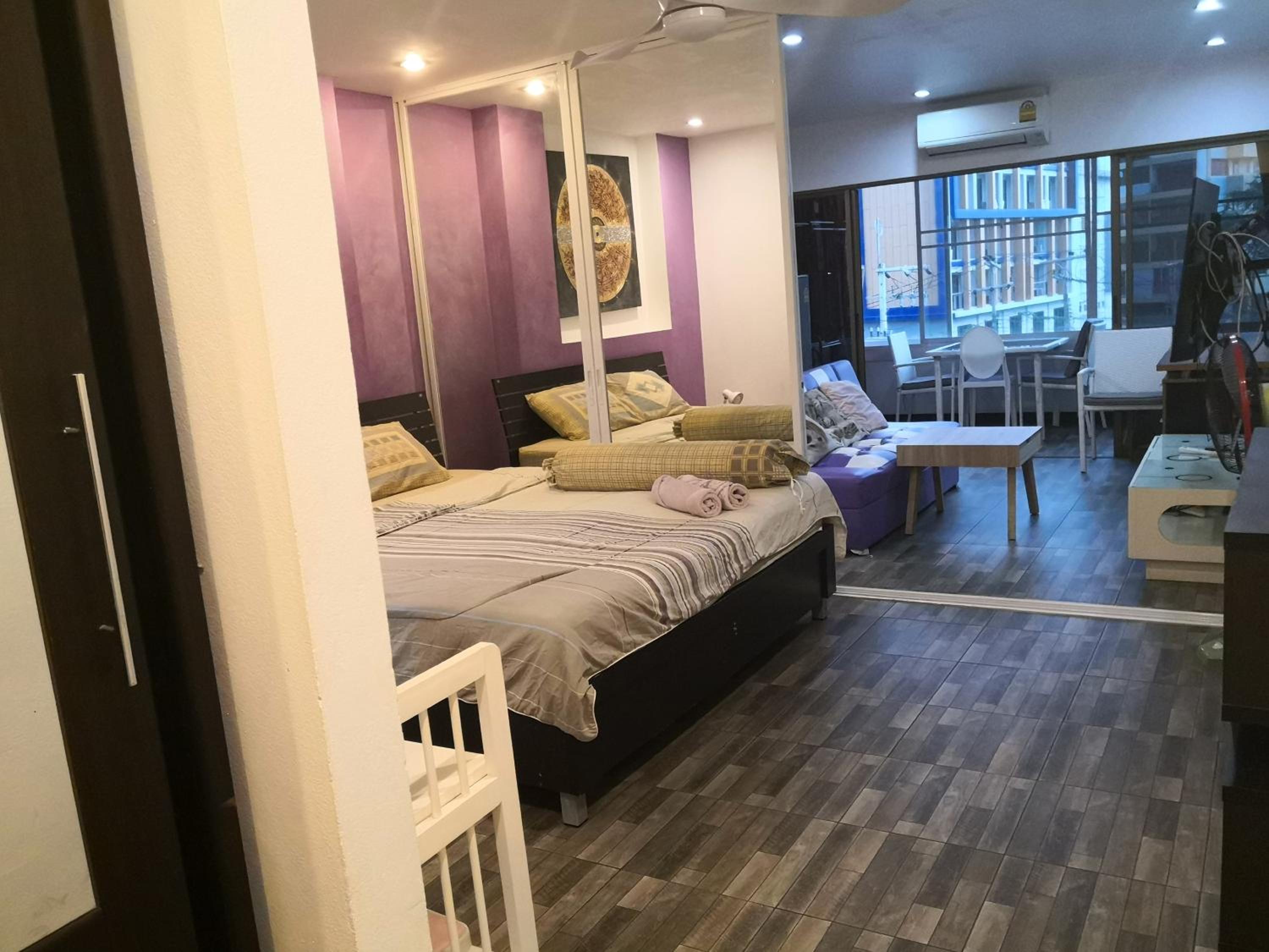 hotel room