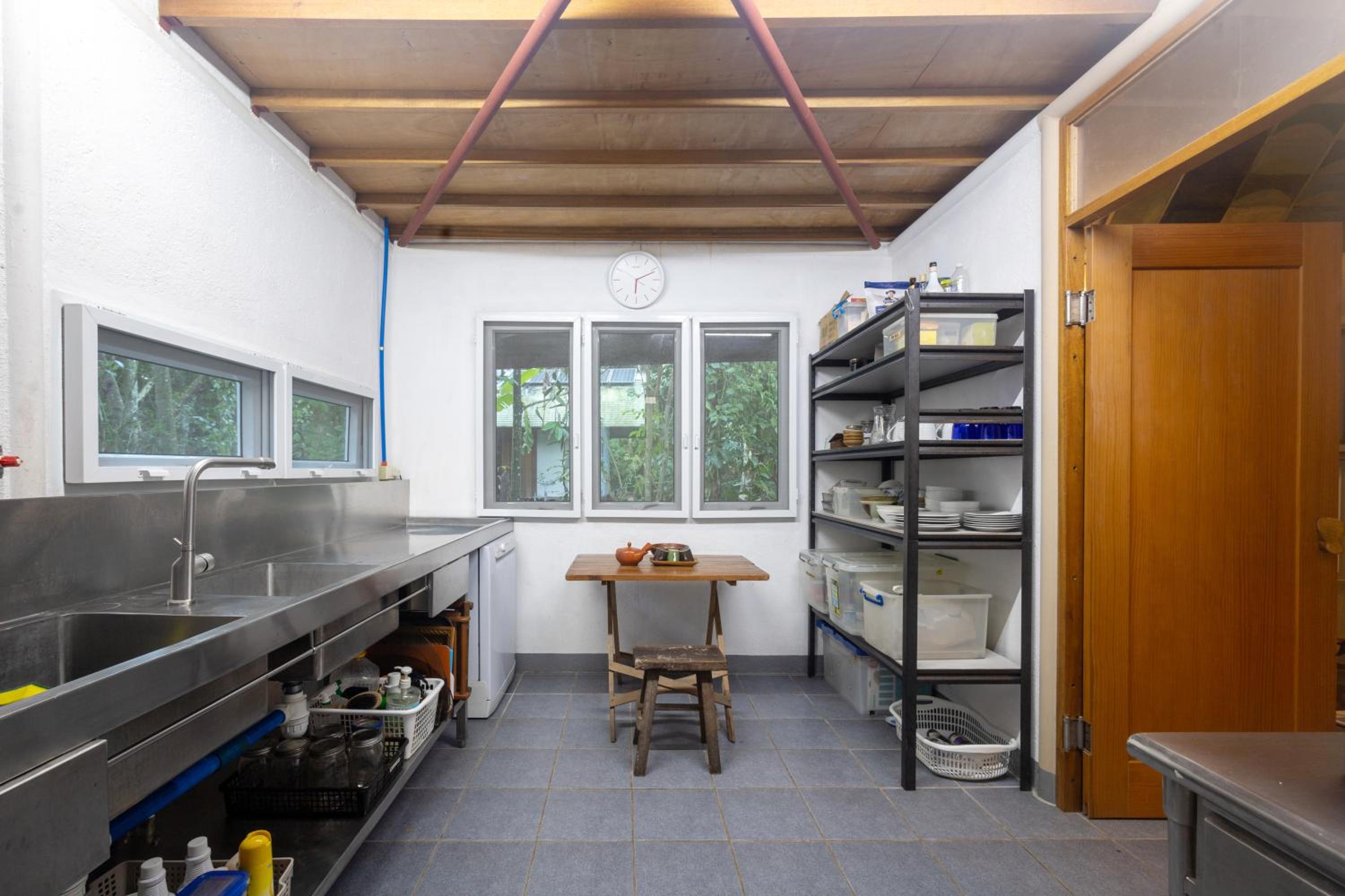 Private Nature Retreat w/Brick Oven & Hiking view 3