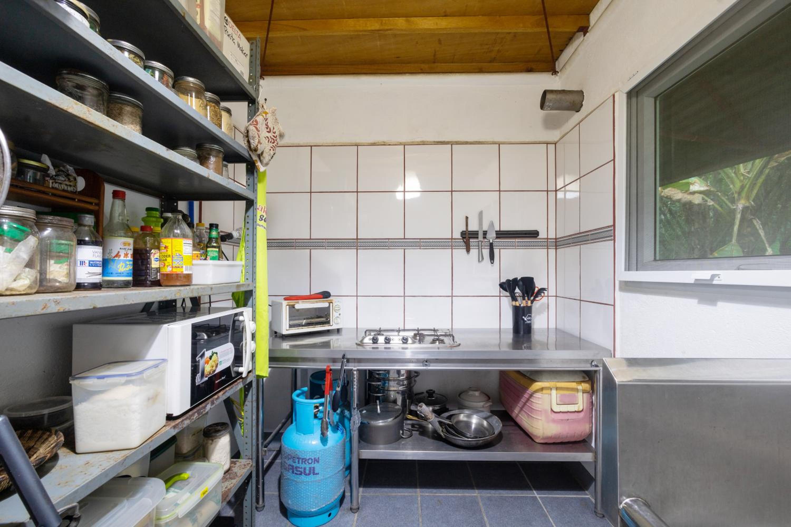 Private Nature Retreat w/Brick Oven & Hiking view 2
