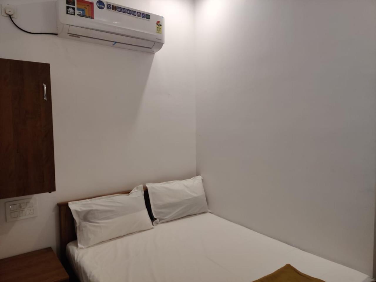 SRI BALAJI LODGING view 3