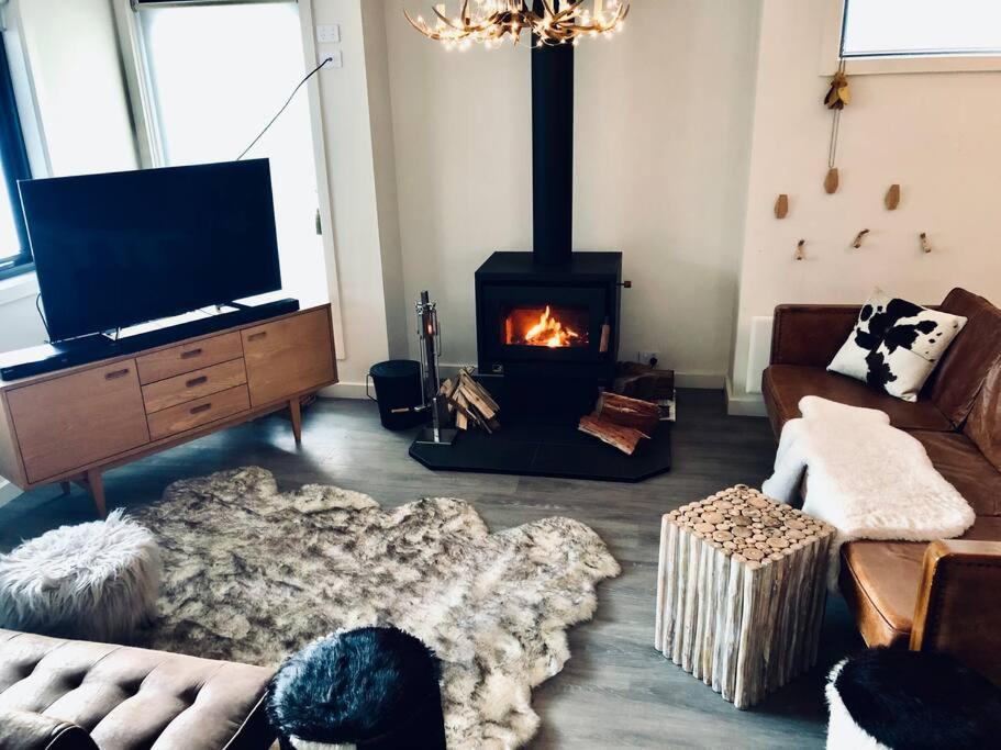 Brand New Chalet - Fox Hollow