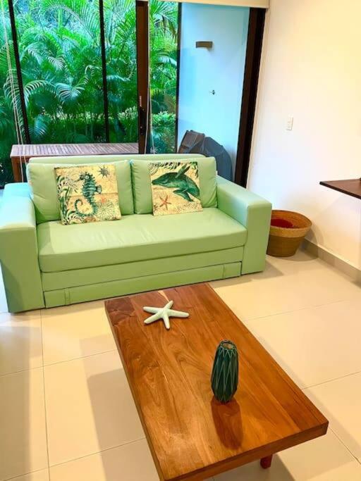 Luxury Apartment with M Benz and & Driver Included view 5