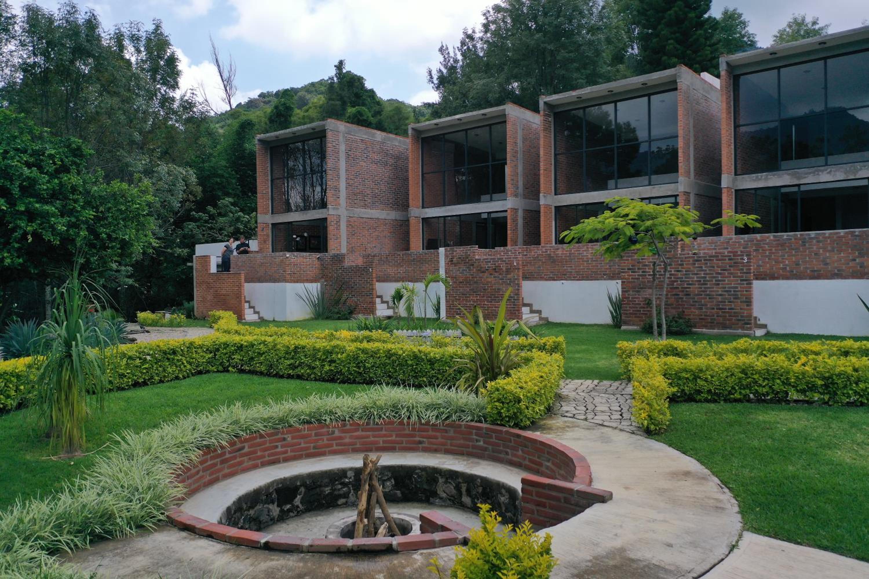 Las Orquídeas view 5