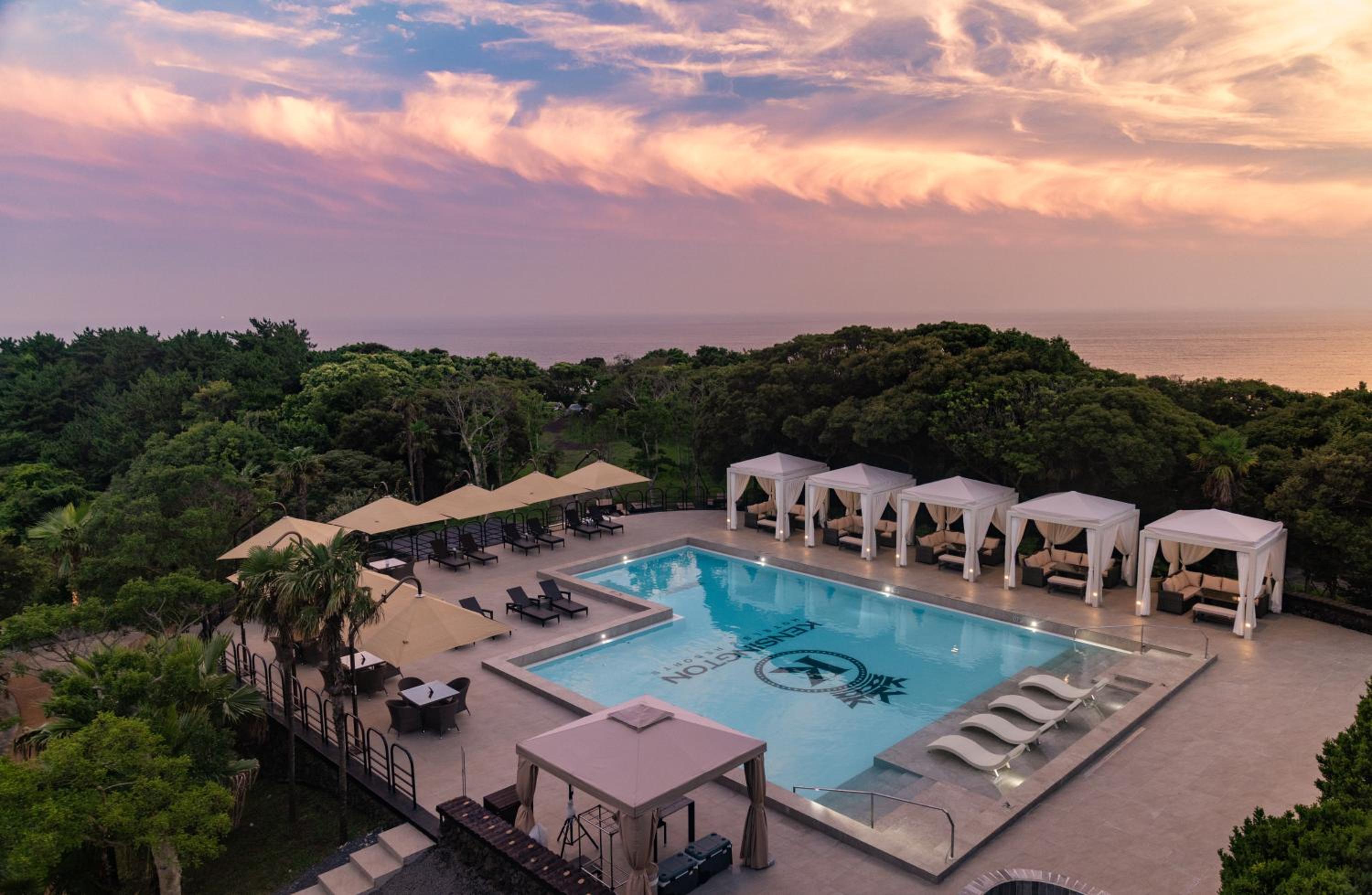 Kensington Resort Jeju Jungmun