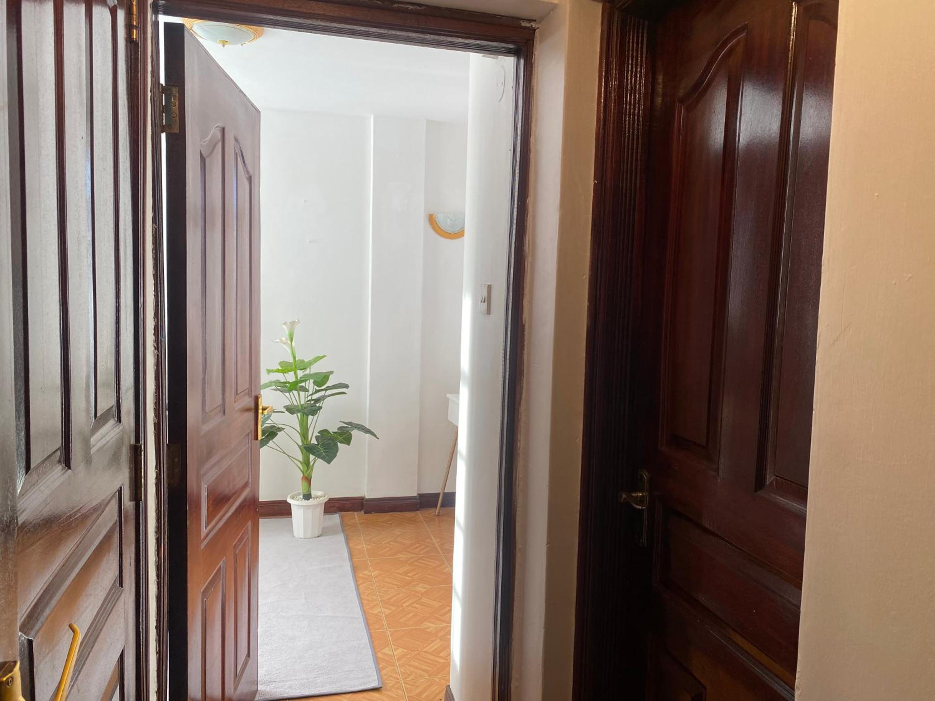 Private,secure 1bedroom in Nairobi west