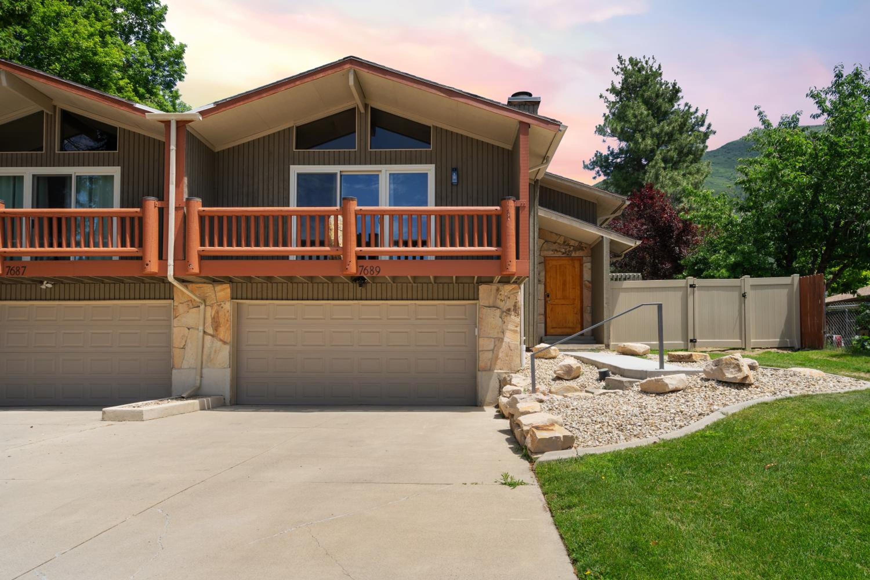 Chalet close to resorts view 5