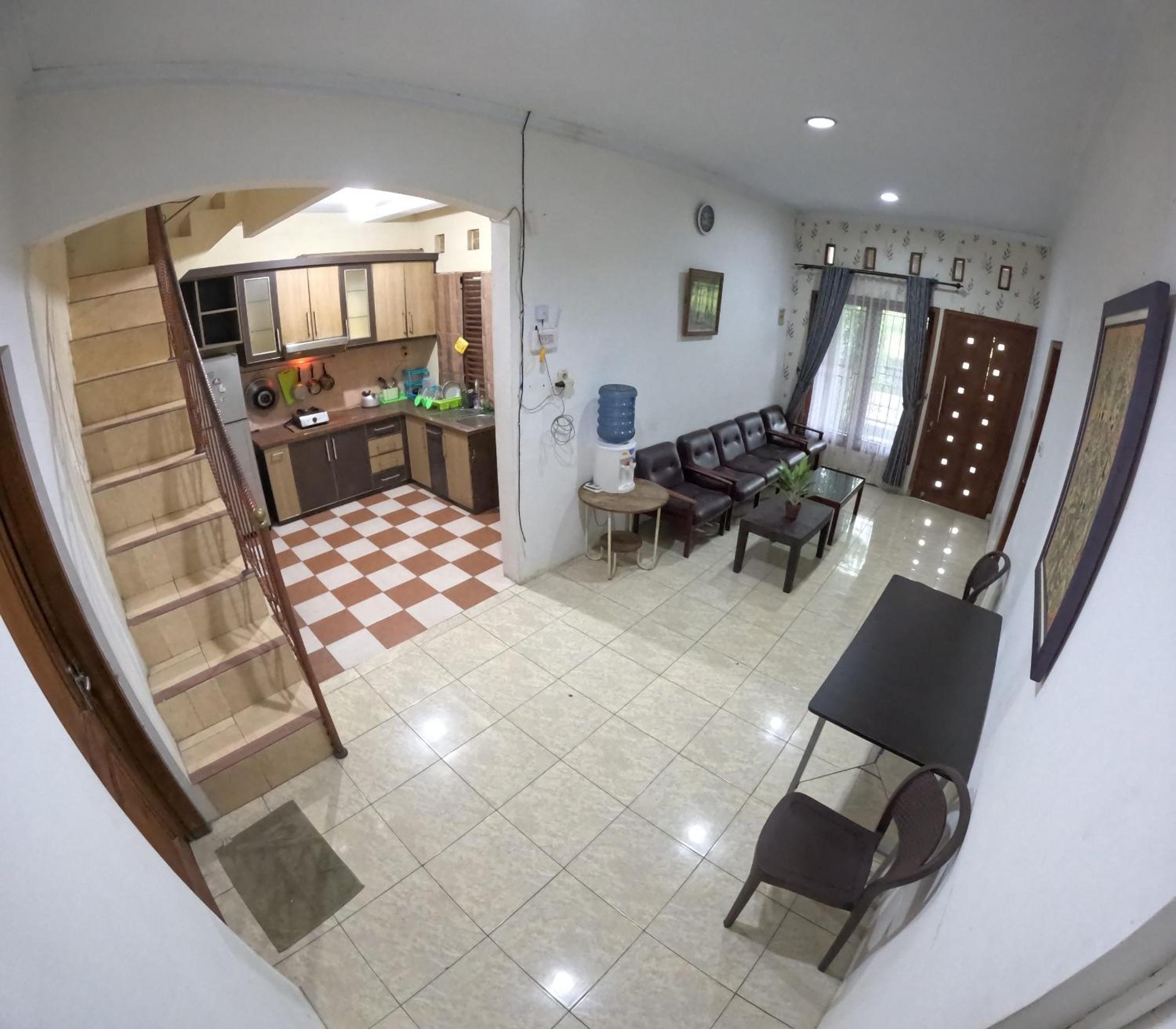 Kenayan Homestay Jogja view 5