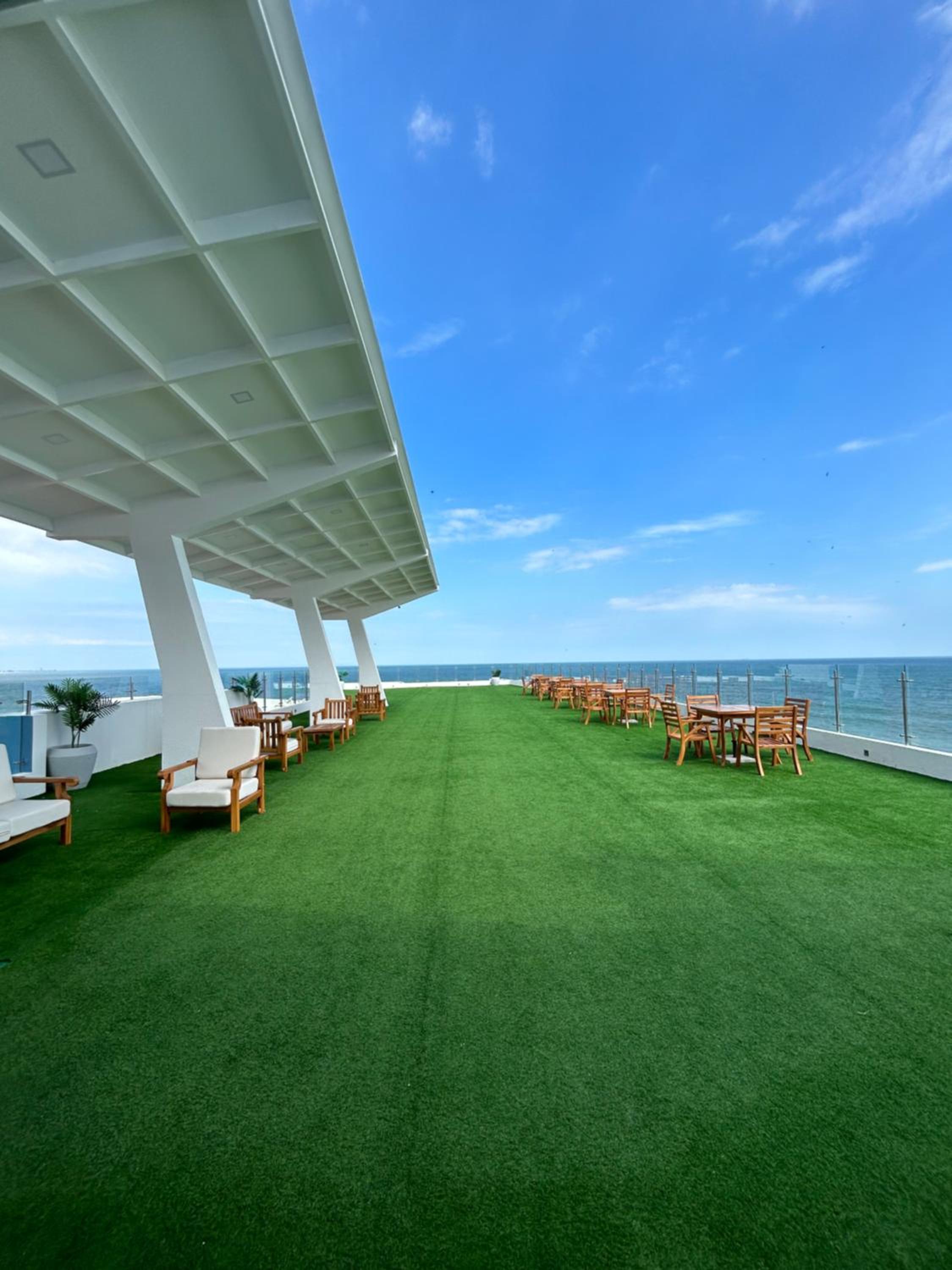 Apartamento Vacacional frente al mar en General Villamil Playas