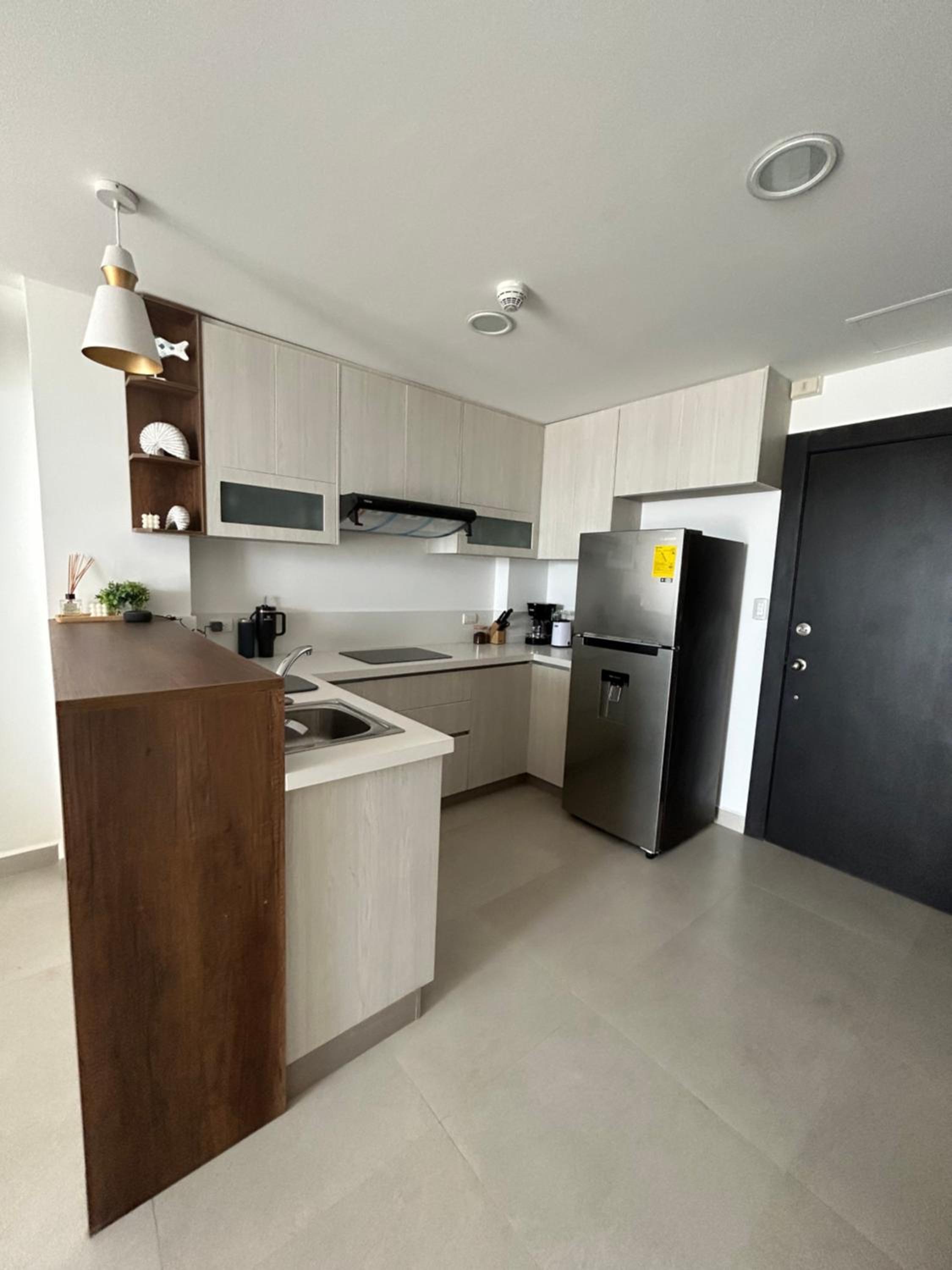 Apartamento Vacacional frente al mar en General Villamil Playas