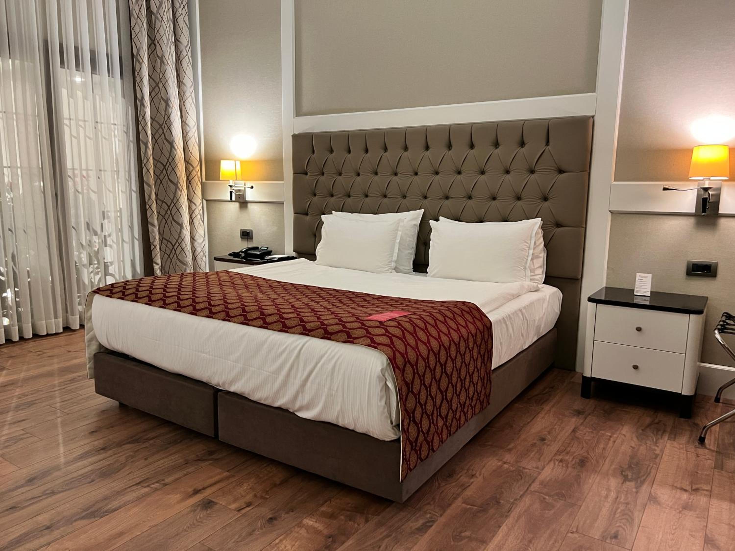 Ramada Otel & Suites by Wyndham İstanbul Merter - Image 76
