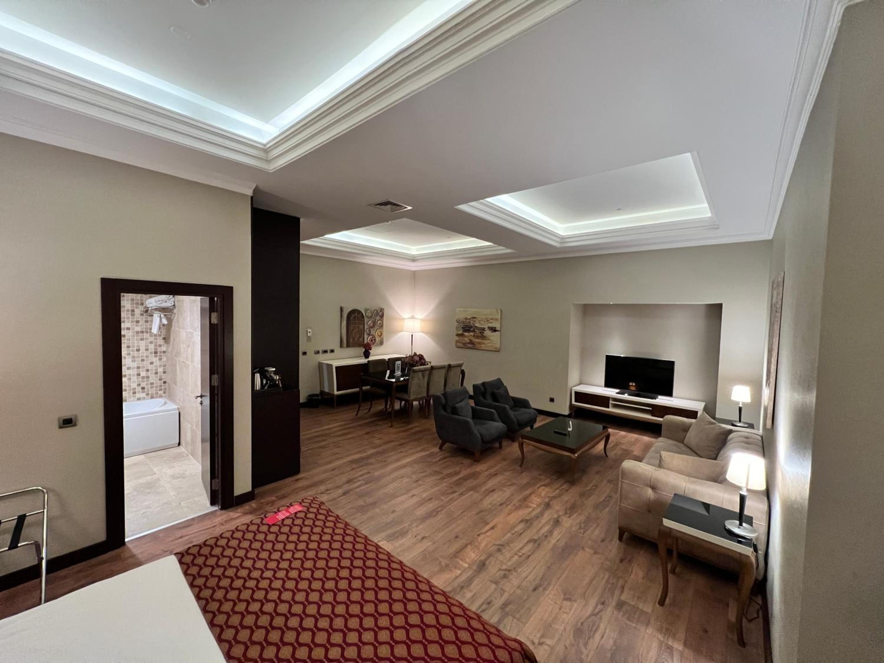 Ramada Otel & Suites by Wyndham İstanbul Merter - Image 137