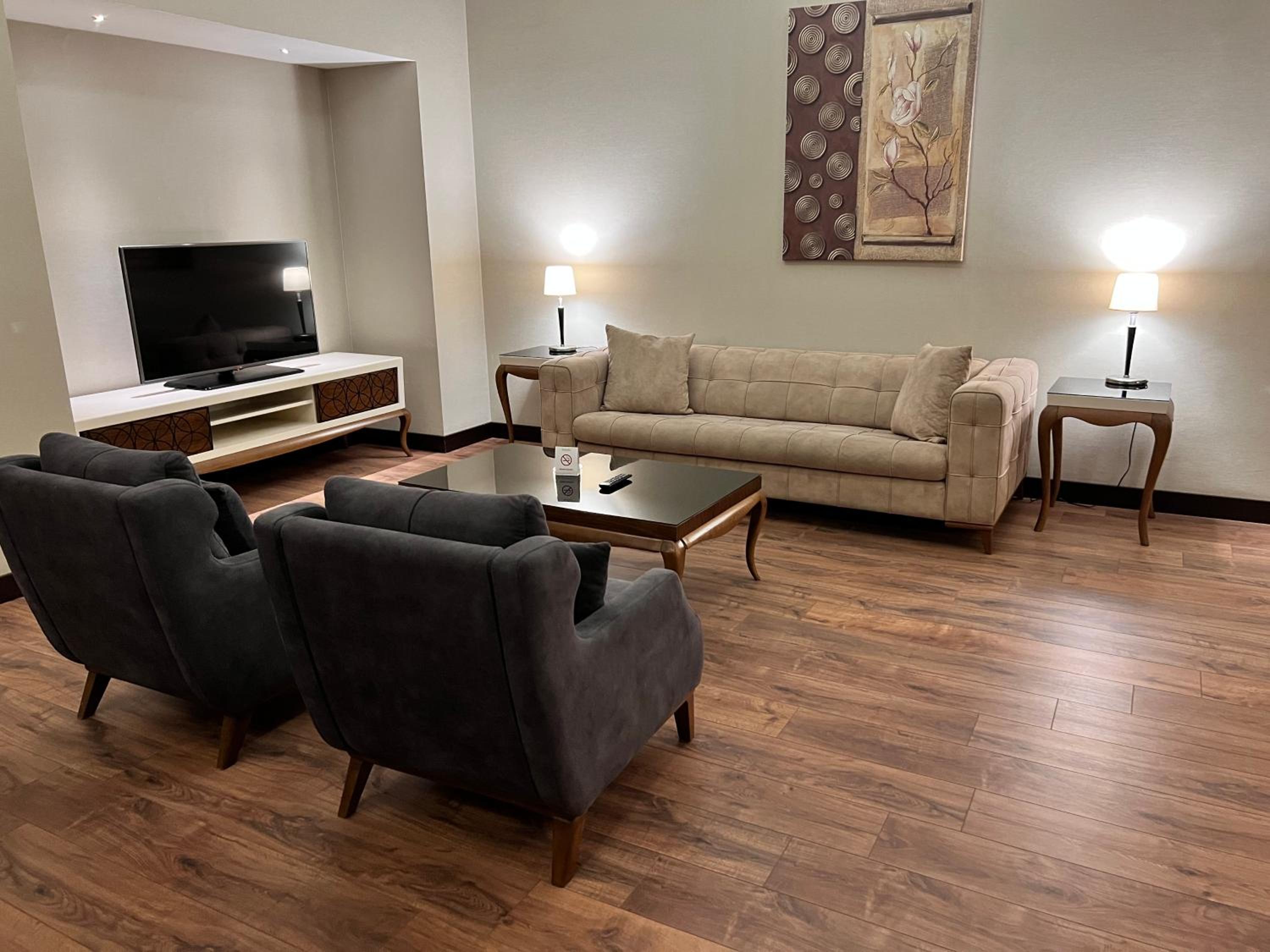 Ramada Otel & Suites by Wyndham İstanbul Merter - Image 139