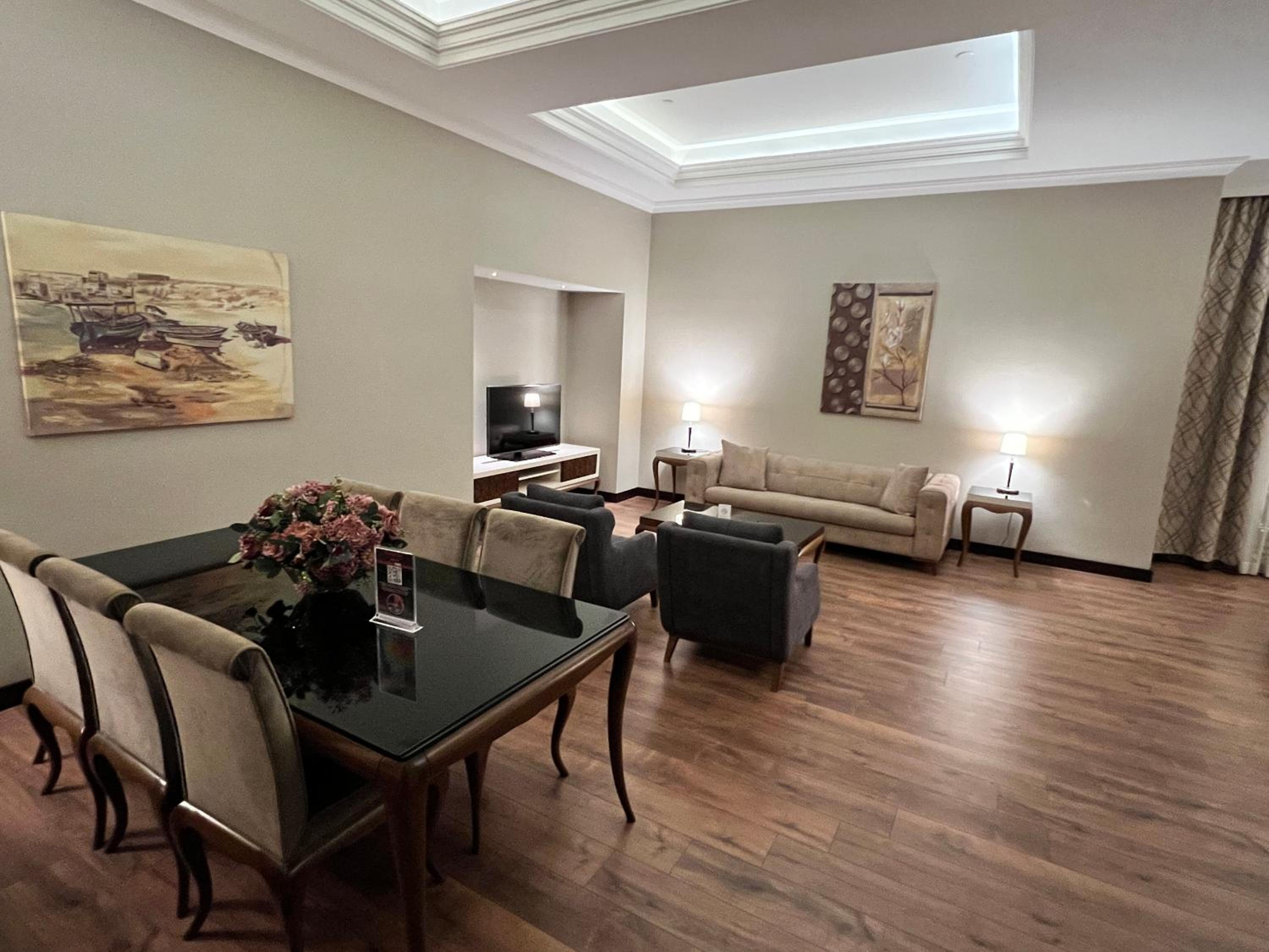 Ramada Otel & Suites by Wyndham İstanbul Merter - Image 140