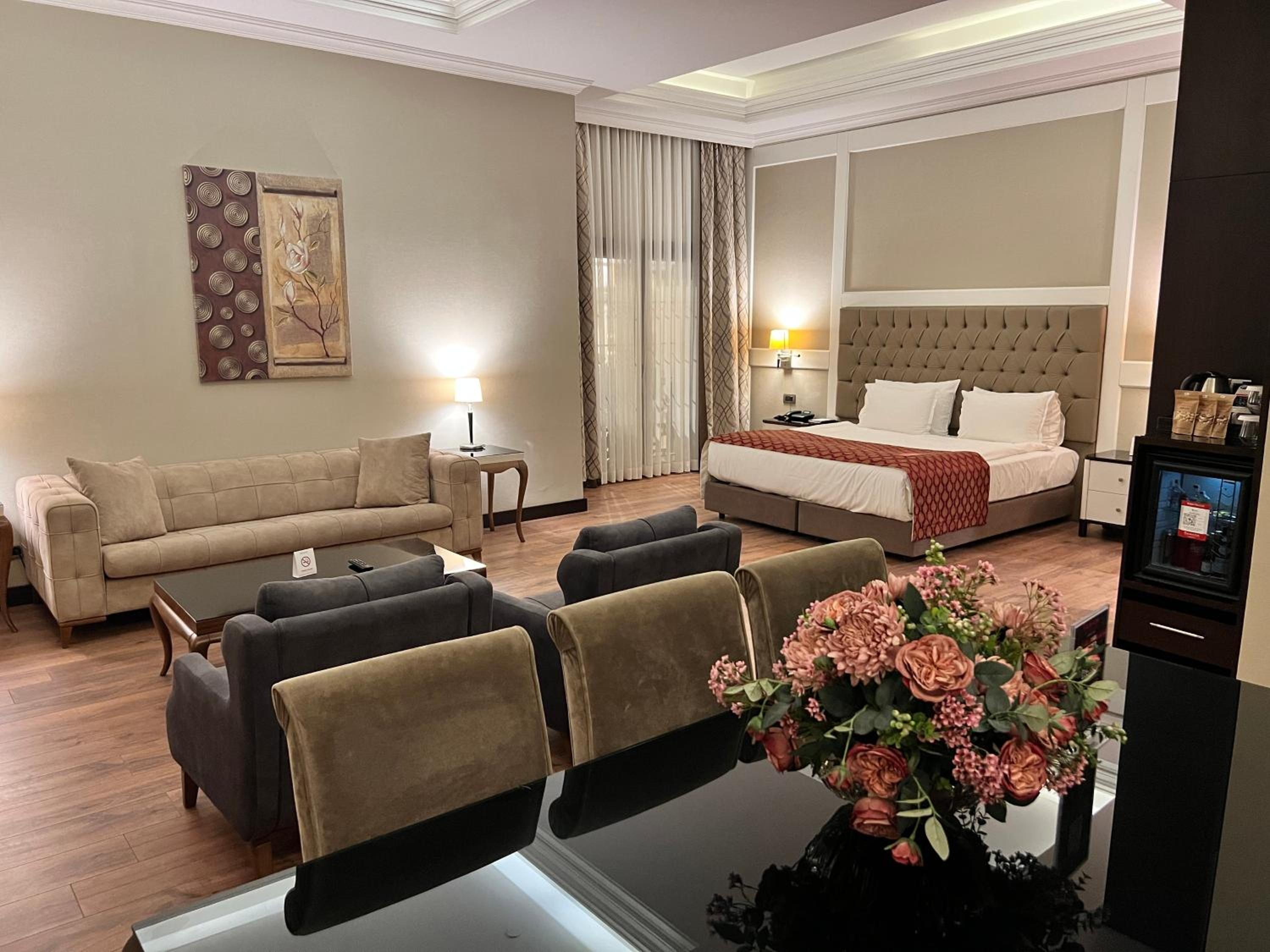 Ramada Otel & Suites by Wyndham İstanbul Merter - Image 143