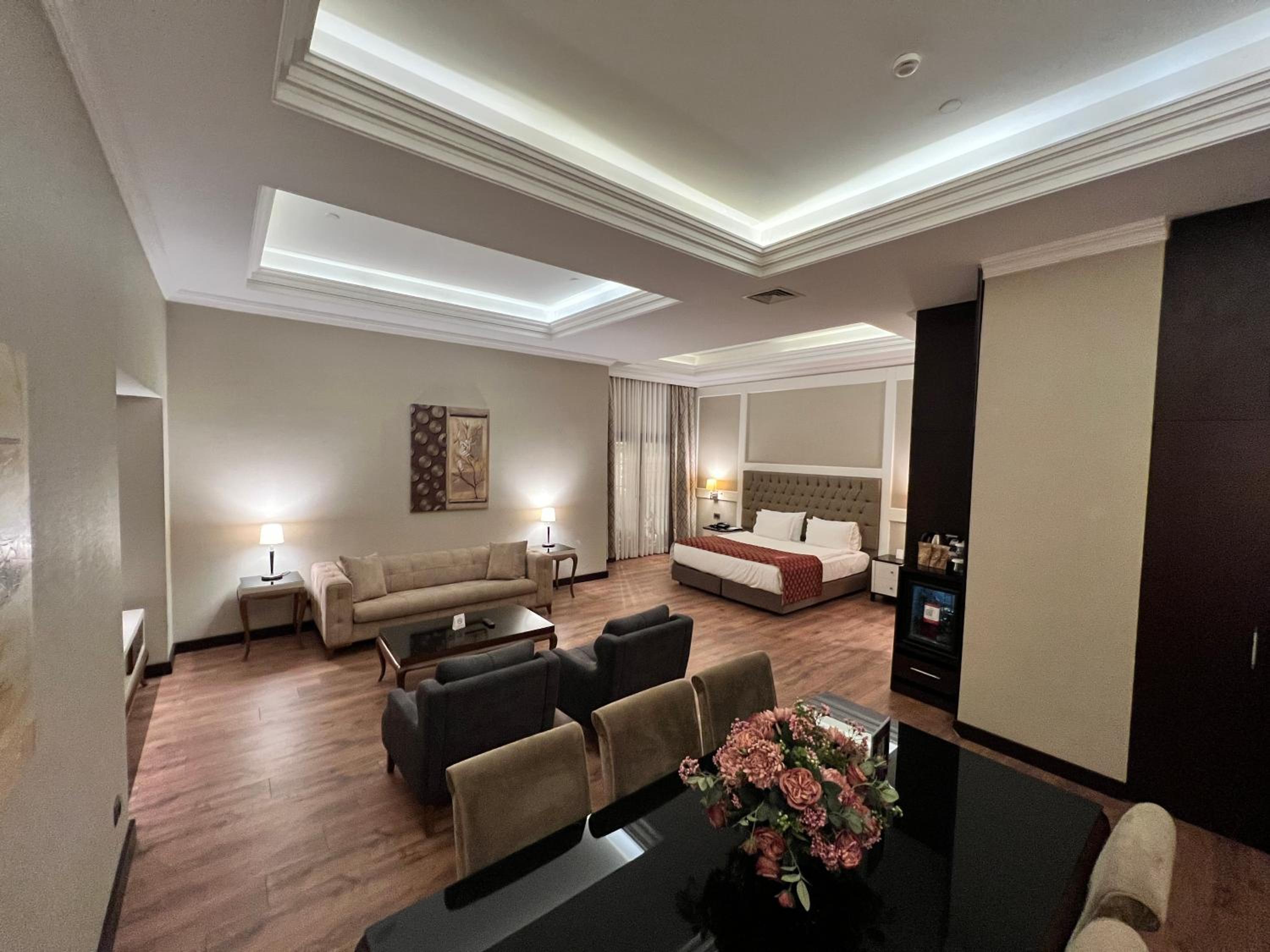 Ramada Otel & Suites by Wyndham İstanbul Merter - Image 144