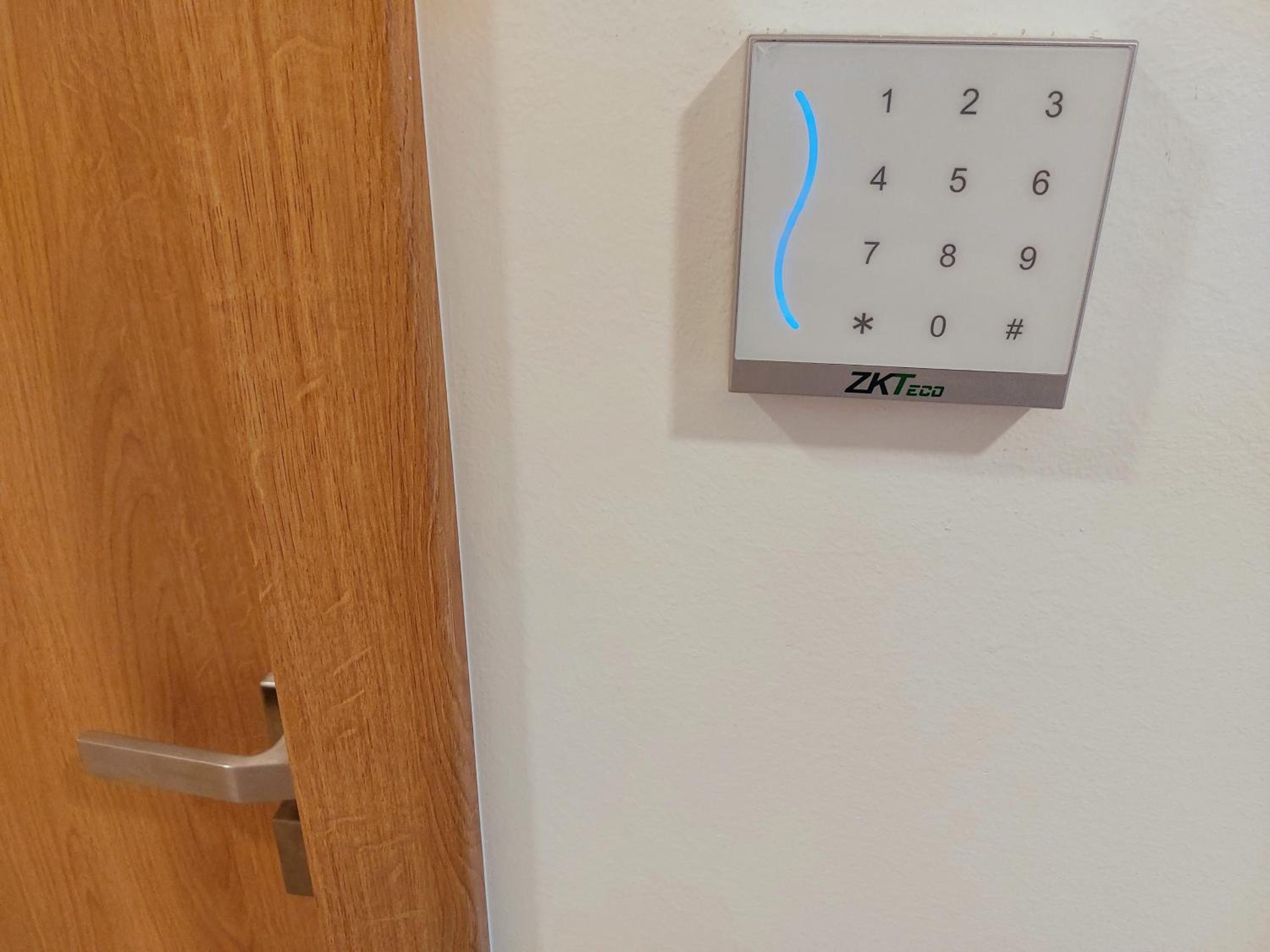 6bits Apartments