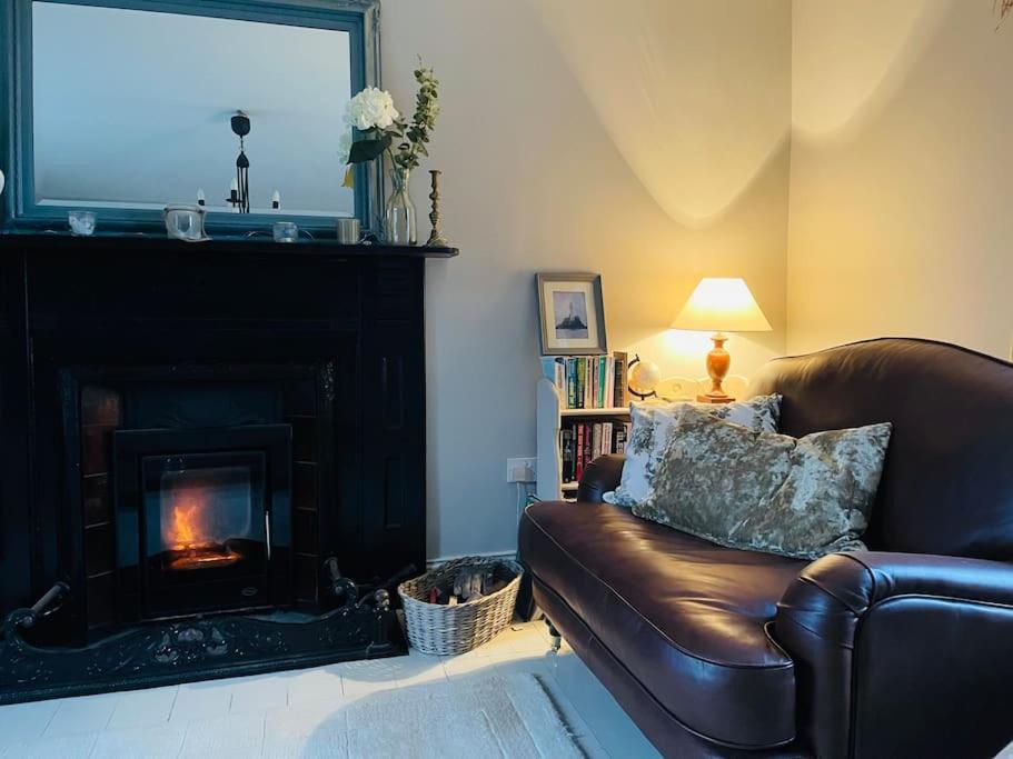 Idyllic Family farmhouse in beautiful West Cork view 4
