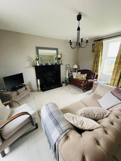 Idyllic Family farmhouse in beautiful West Cork view 3
