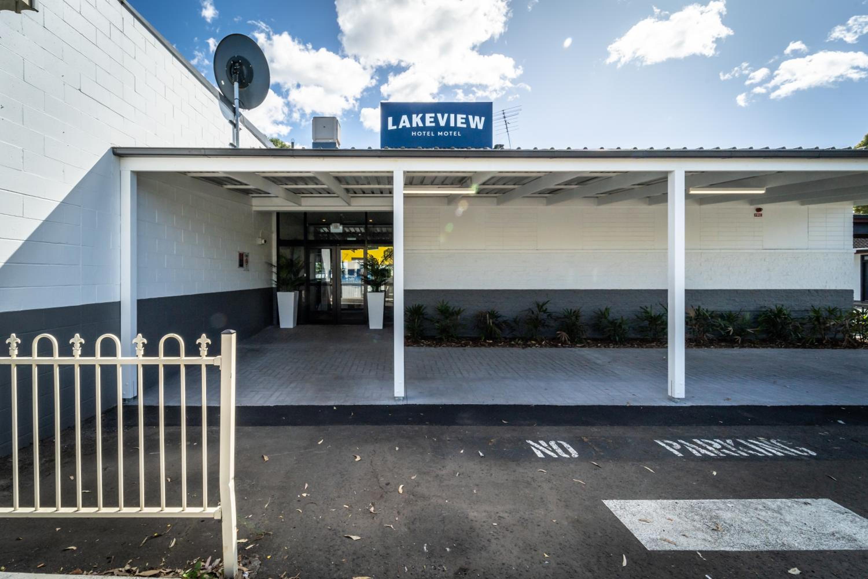 Lakeview Hotel Motel