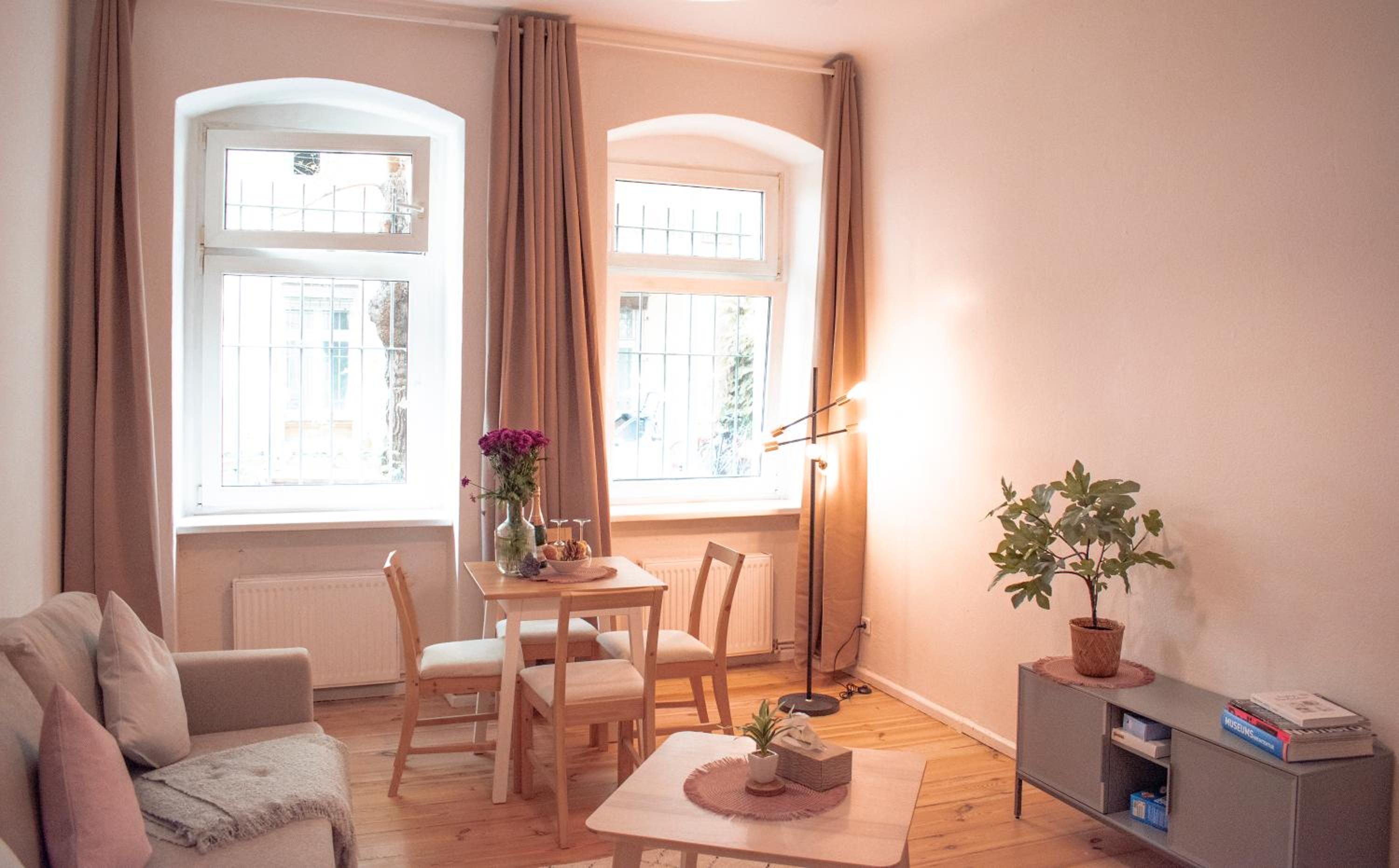 Peaceful Flat for 4 in Prenzlauer Berg (55sq)