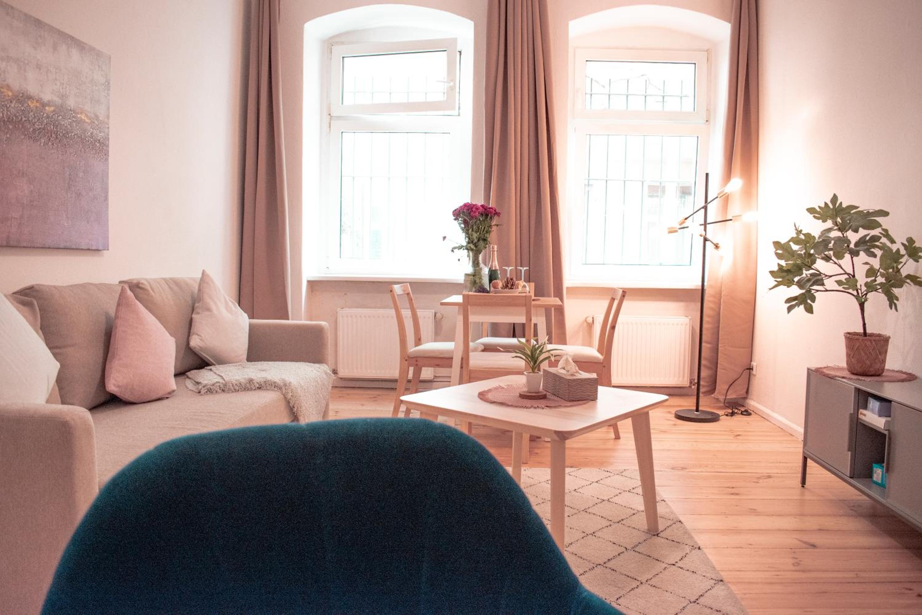 Peaceful Flat for 4 in Prenzlauer Berg (55sq)